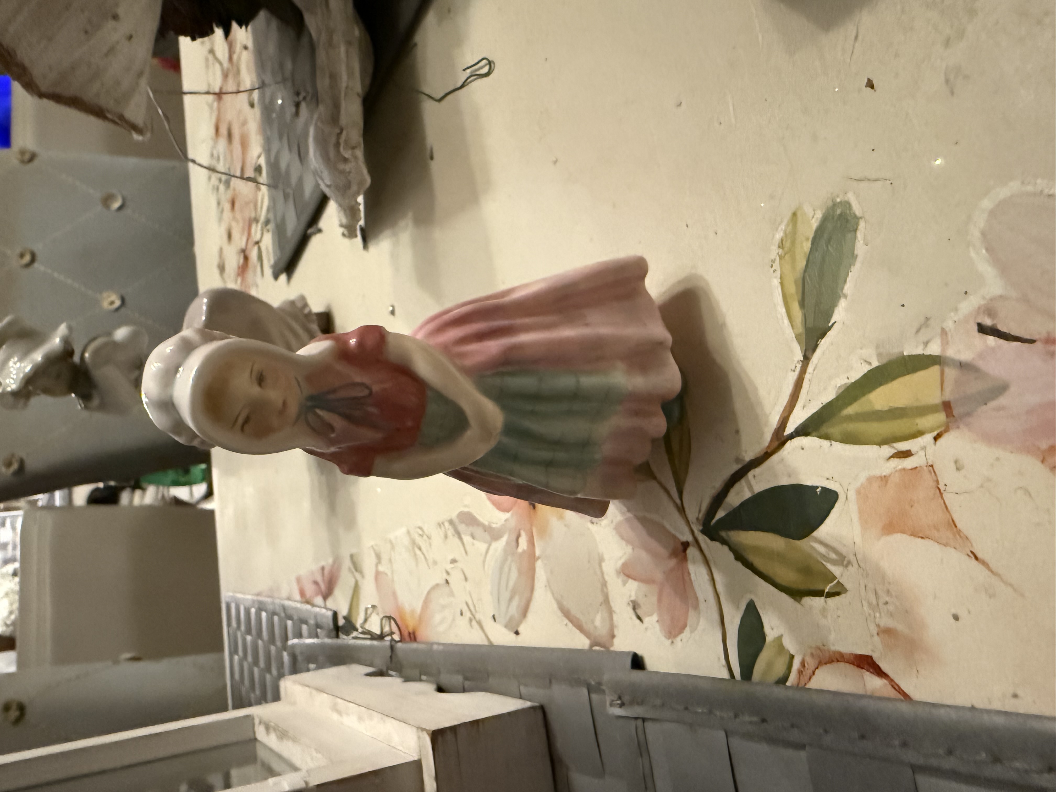 Royal Doulton Tootles Figurine HN1680 HN 1680