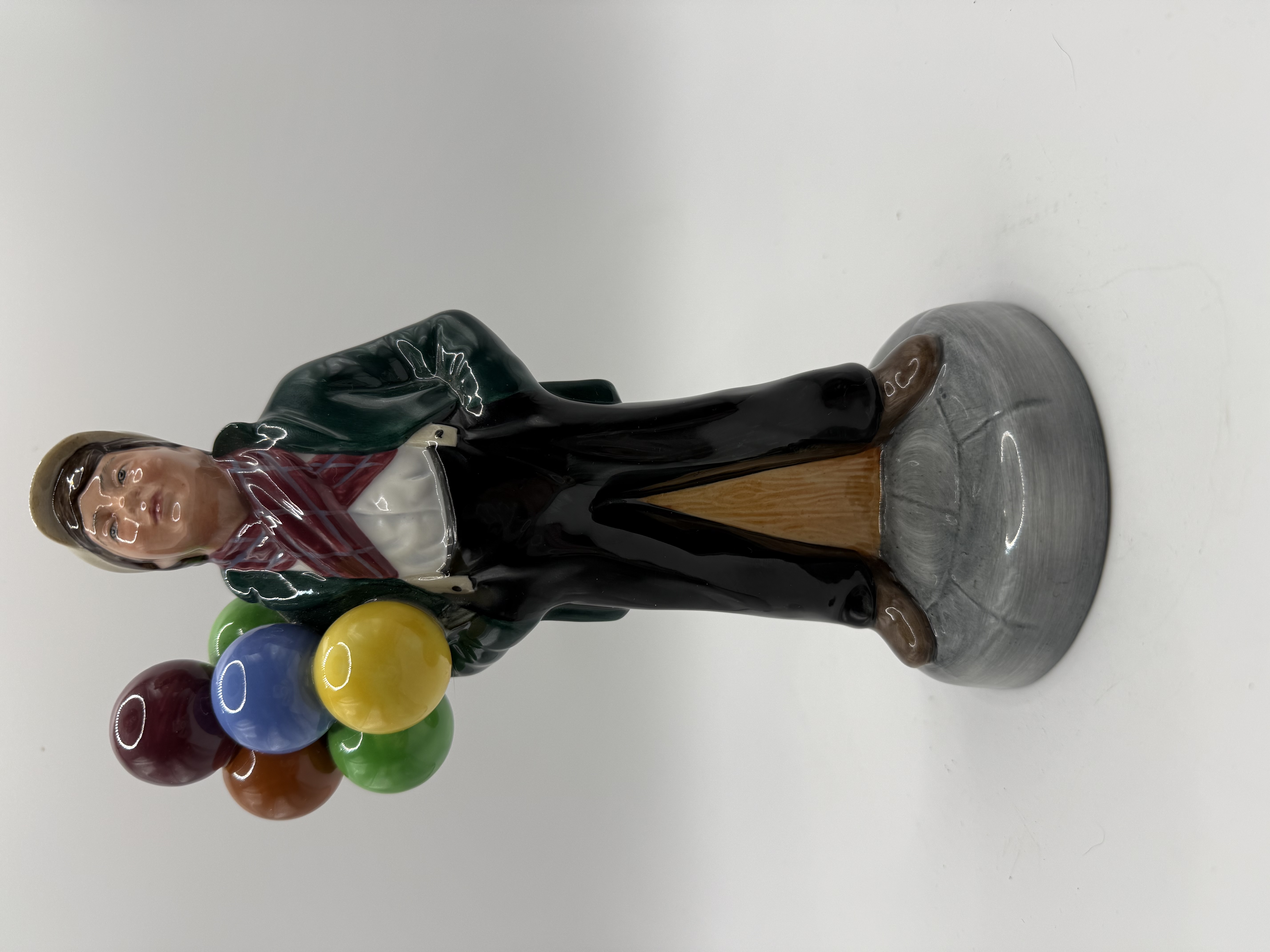 Royal Doulton  "The Balloon Boy" HN 2934 Peter A Gee 1983