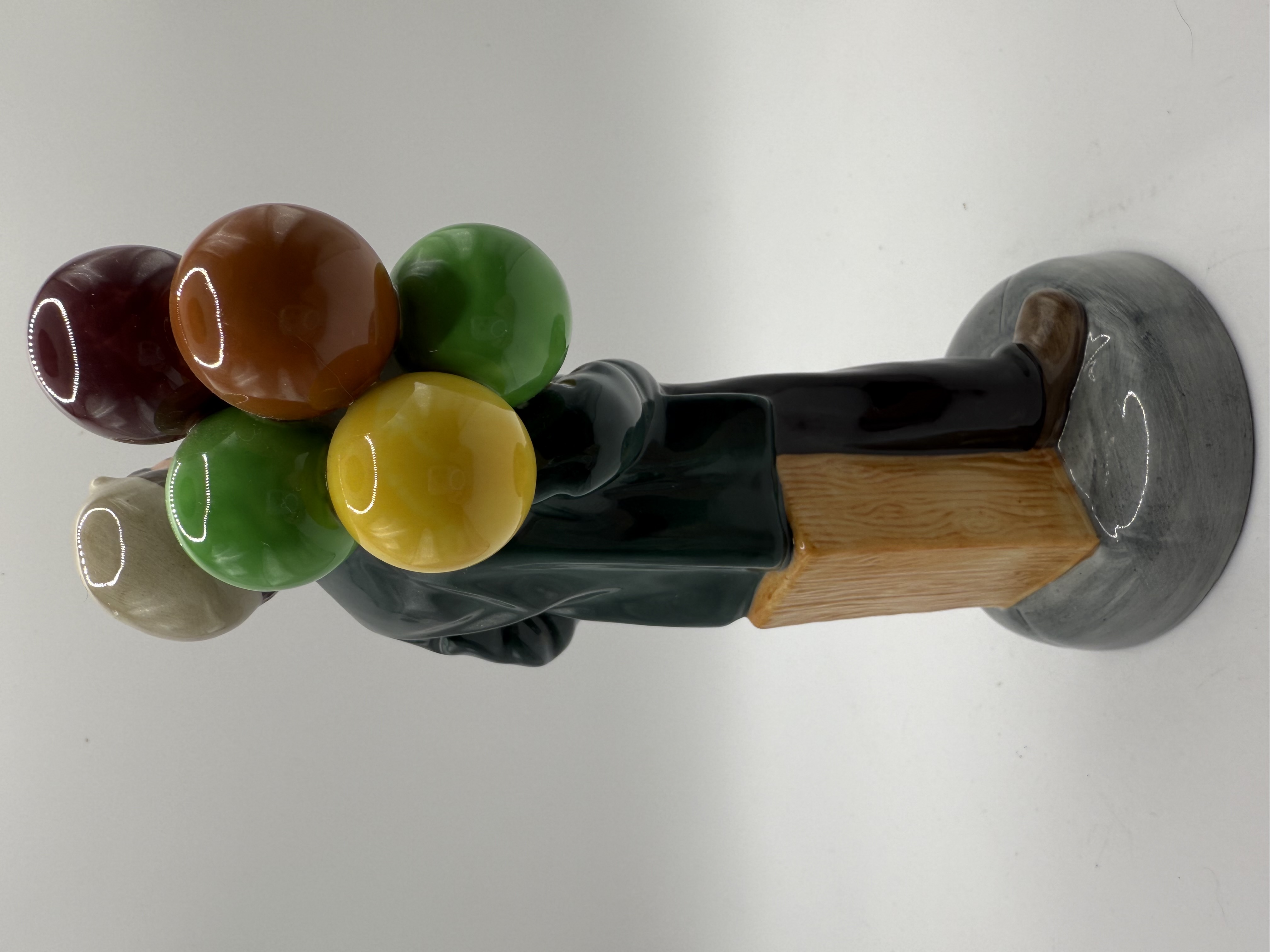 Royal Doulton  "The Balloon Boy" HN 2934 Peter A Gee 1983