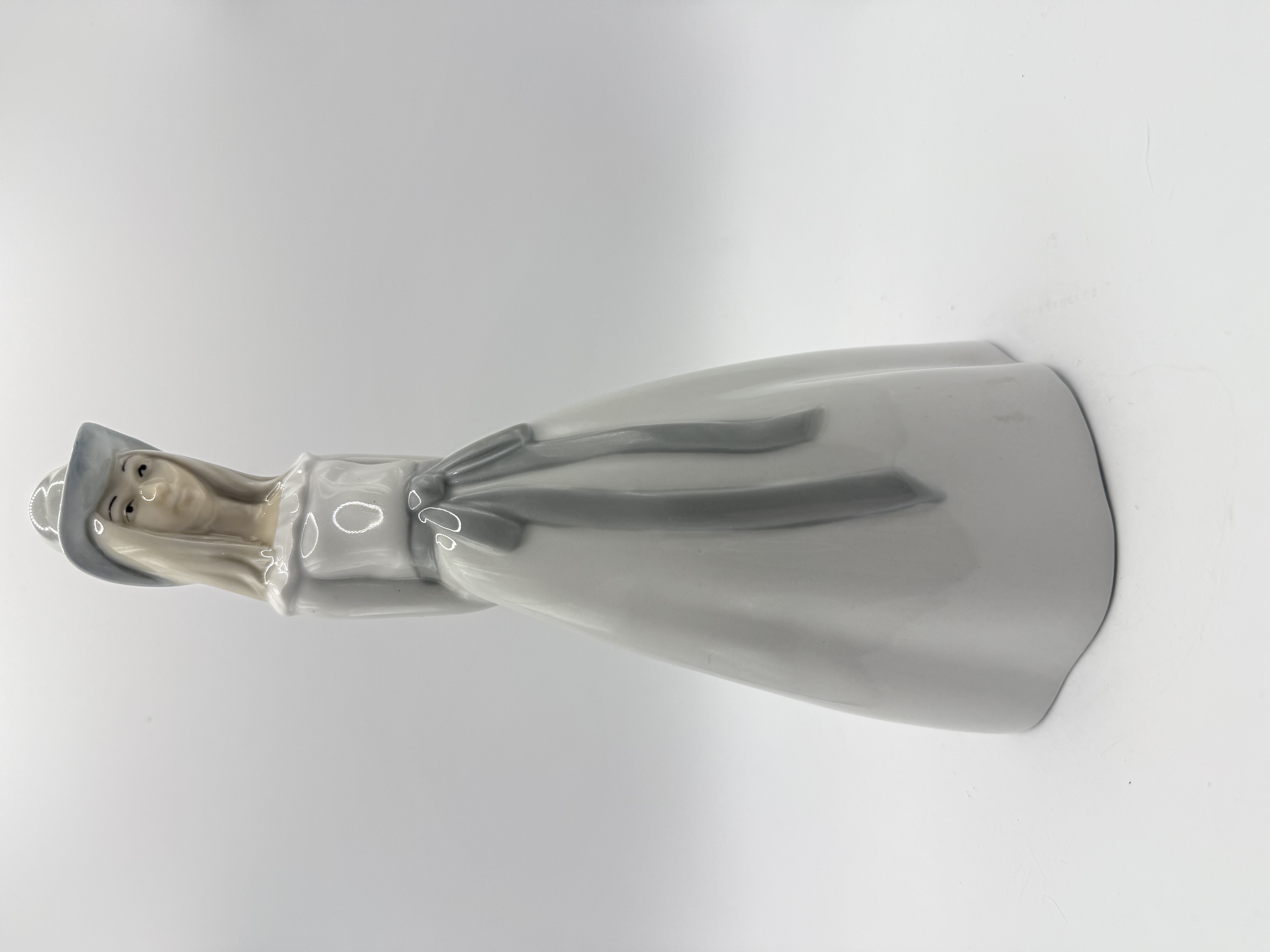 Ladro Style Porcelain Figurine by MIQUEL REQUENA - Girl Wearing a Hat - VALENCIA - Spain