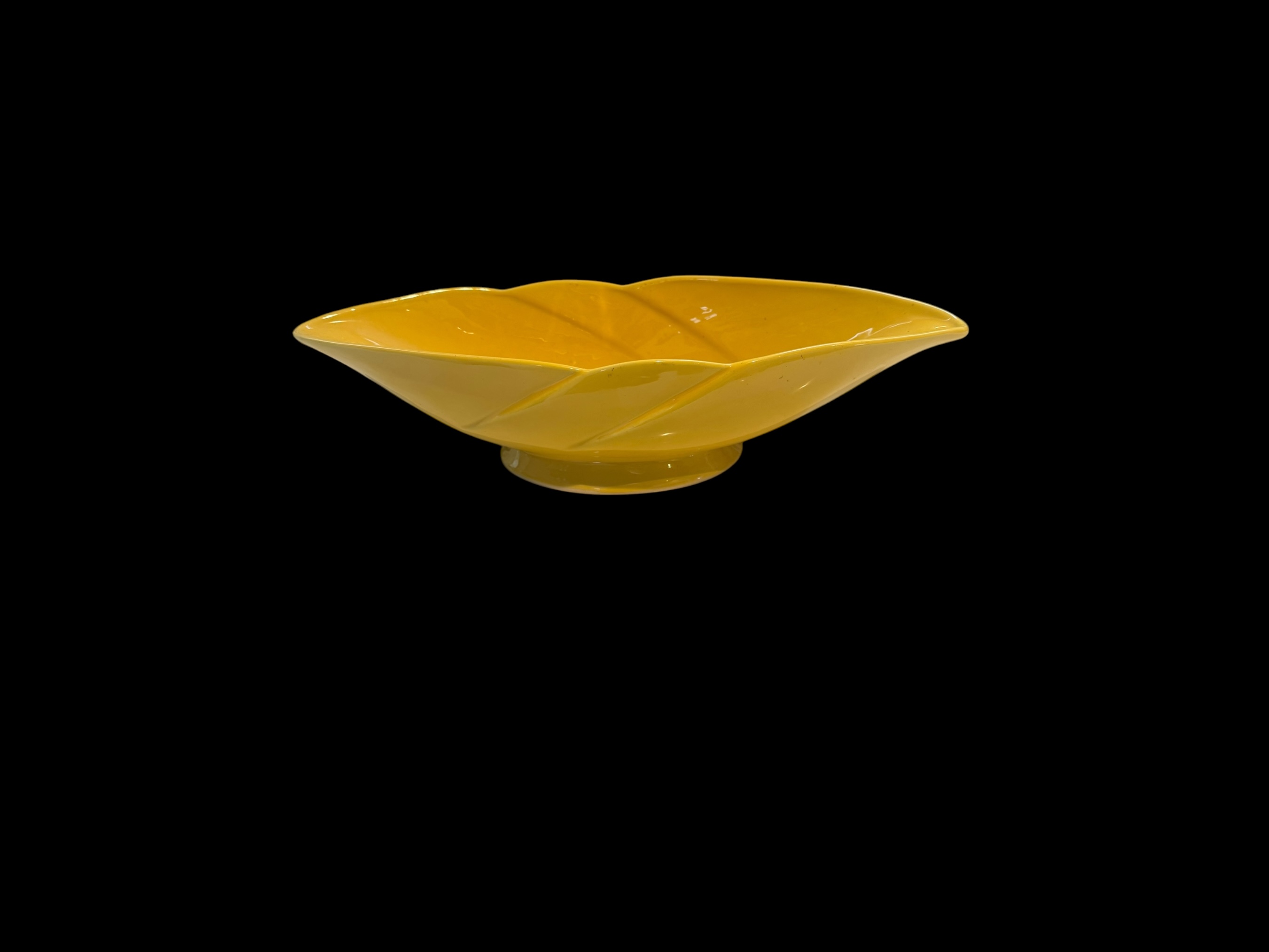 Beauceware Pottery 374 Yellow Centrepiece Dish