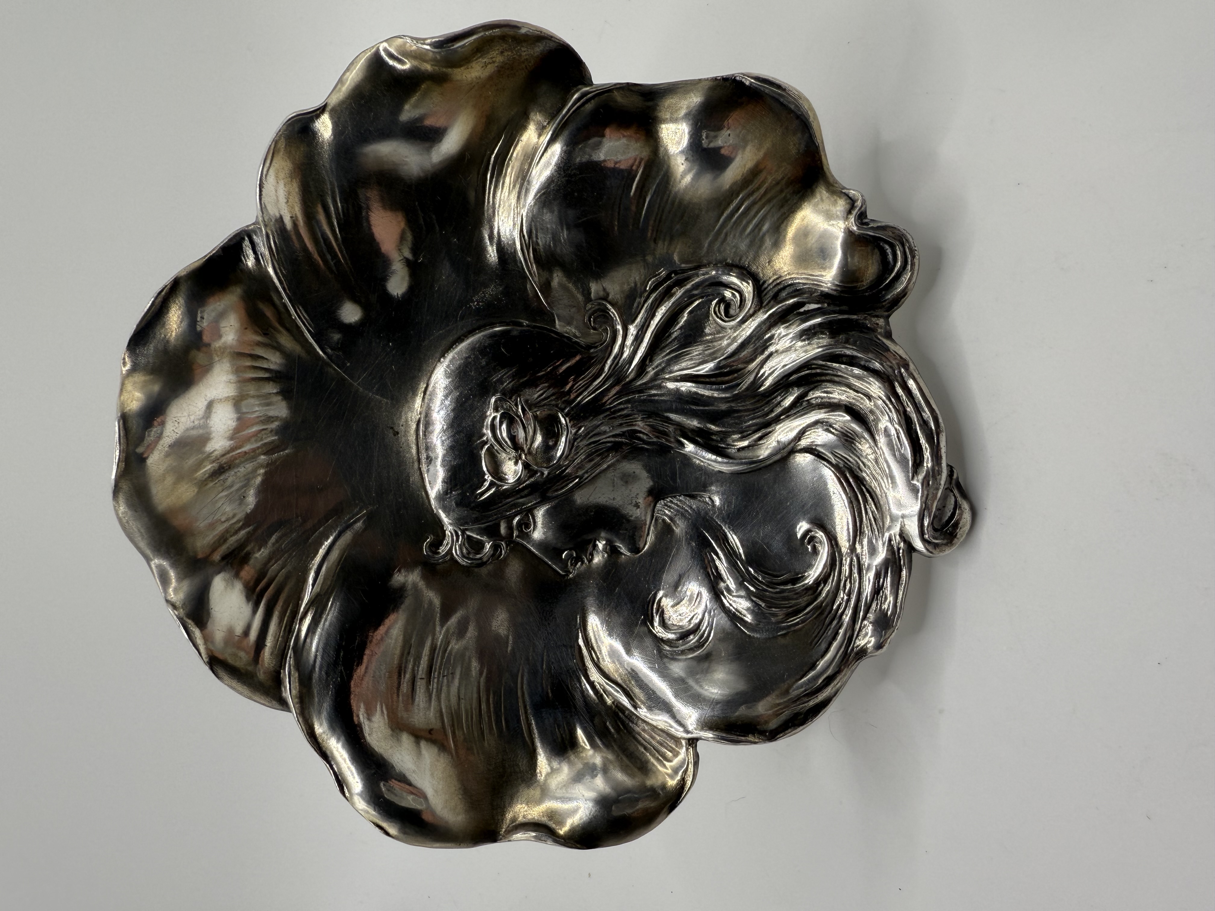 Vintage Silver Plate Dresser Dish with Art Nouveau Design