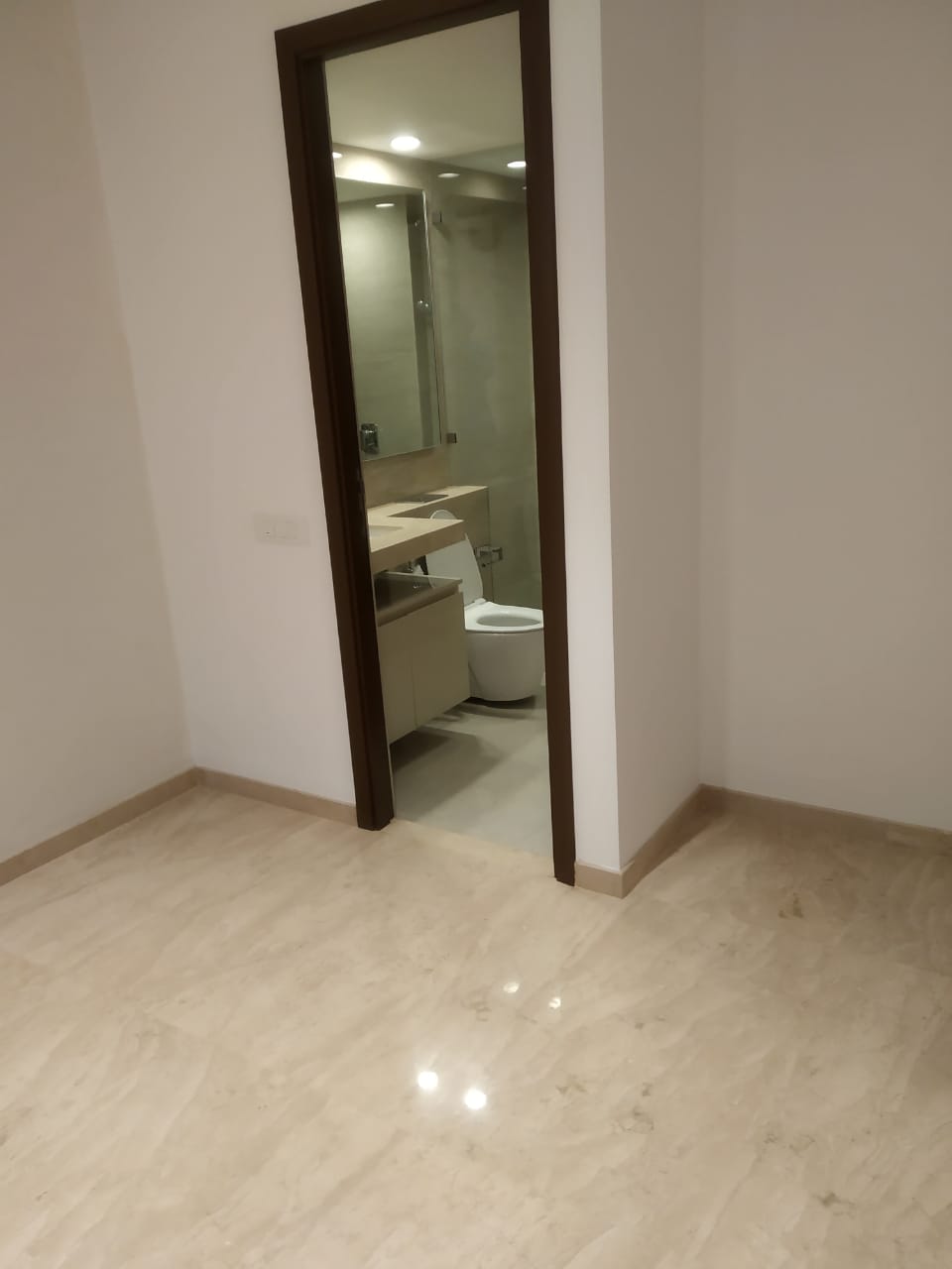2BHK Unfurnished 777  in Hiranandani Garden Castal Rock