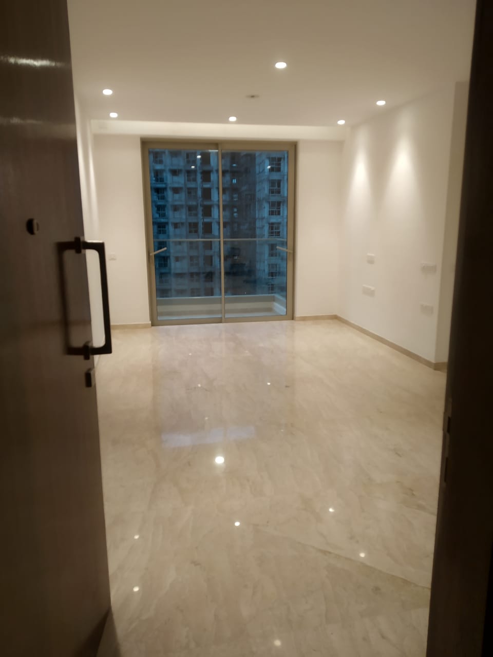 2BHK Unfurnished 777  in Hiranandani Garden Castal Rock