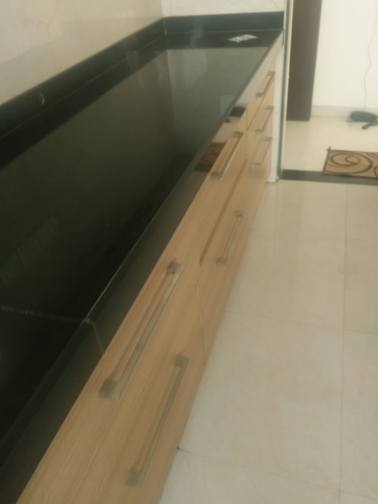 2BHK Semi Furnished in L&T Emerald Isle L&T Veridian Tower