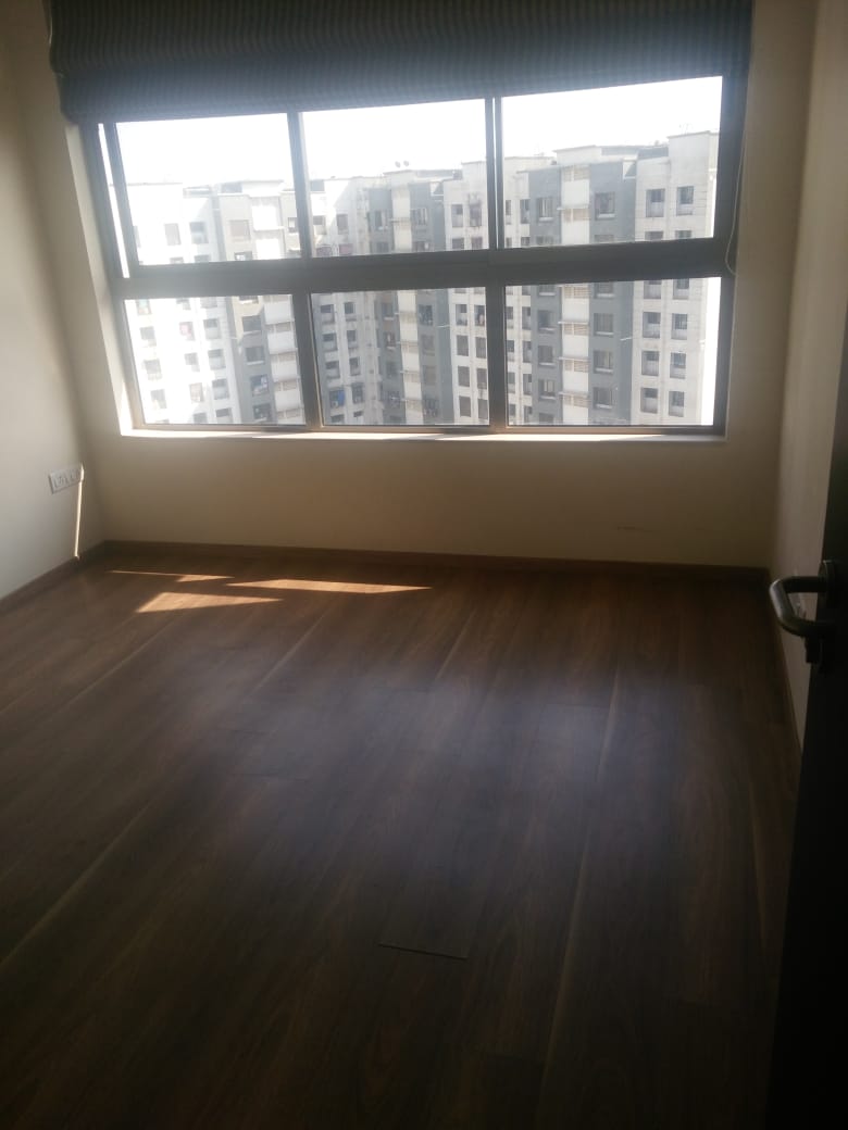 2BHK Semi Furnished in L&T Emerald Isle L&T Veridian Tower