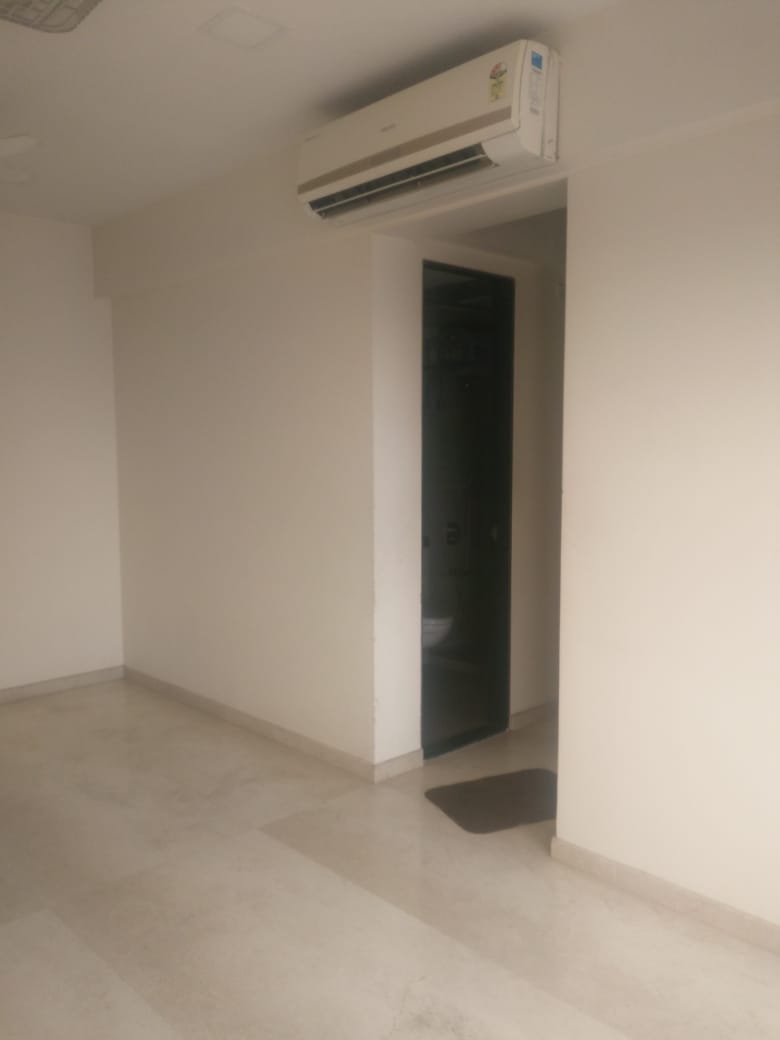 2BHK Semi Furnished in L&T Emerald Isle L&T Veridian Tower