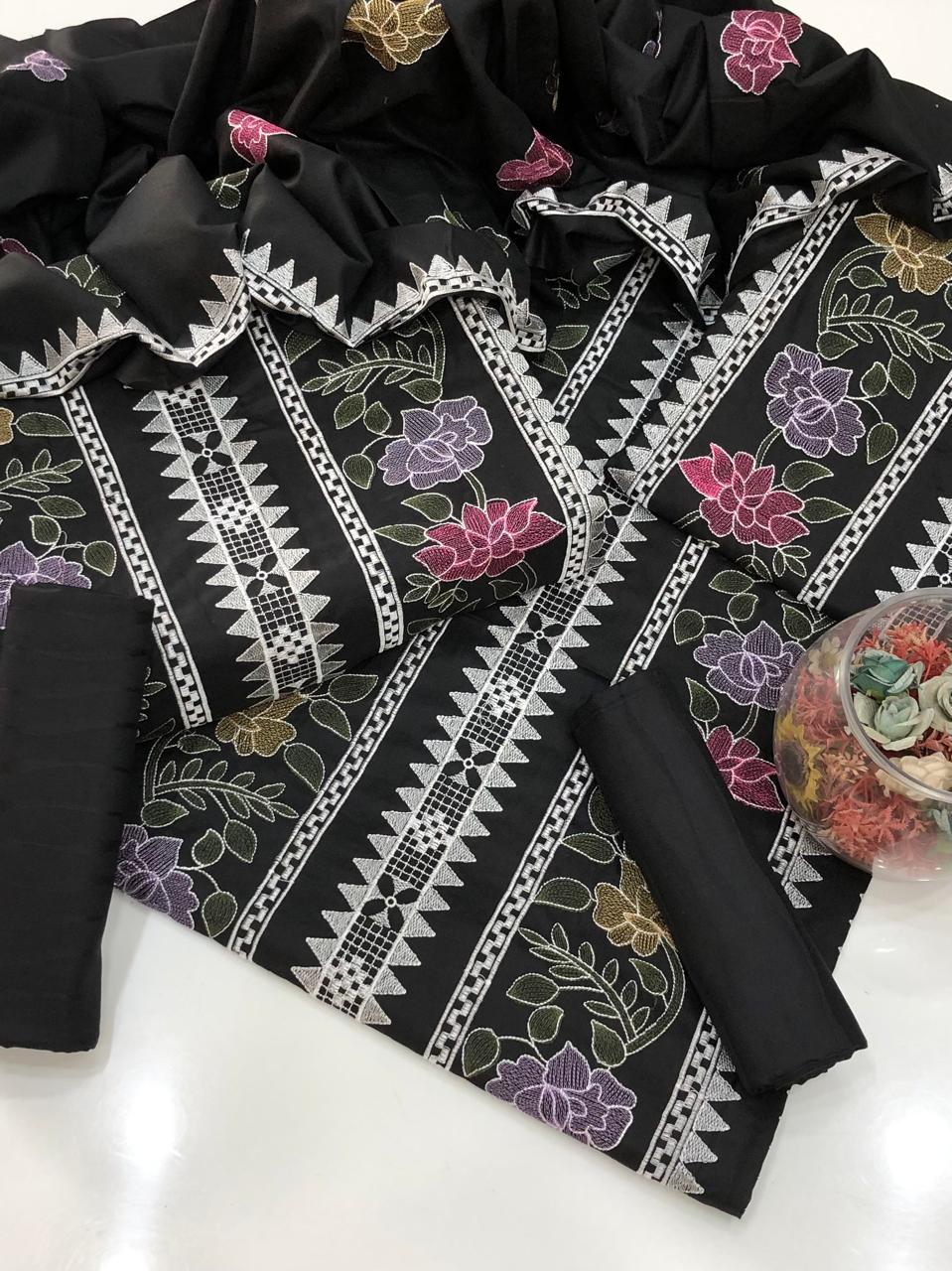 Dhanak Self Print Kacha Tarkashi