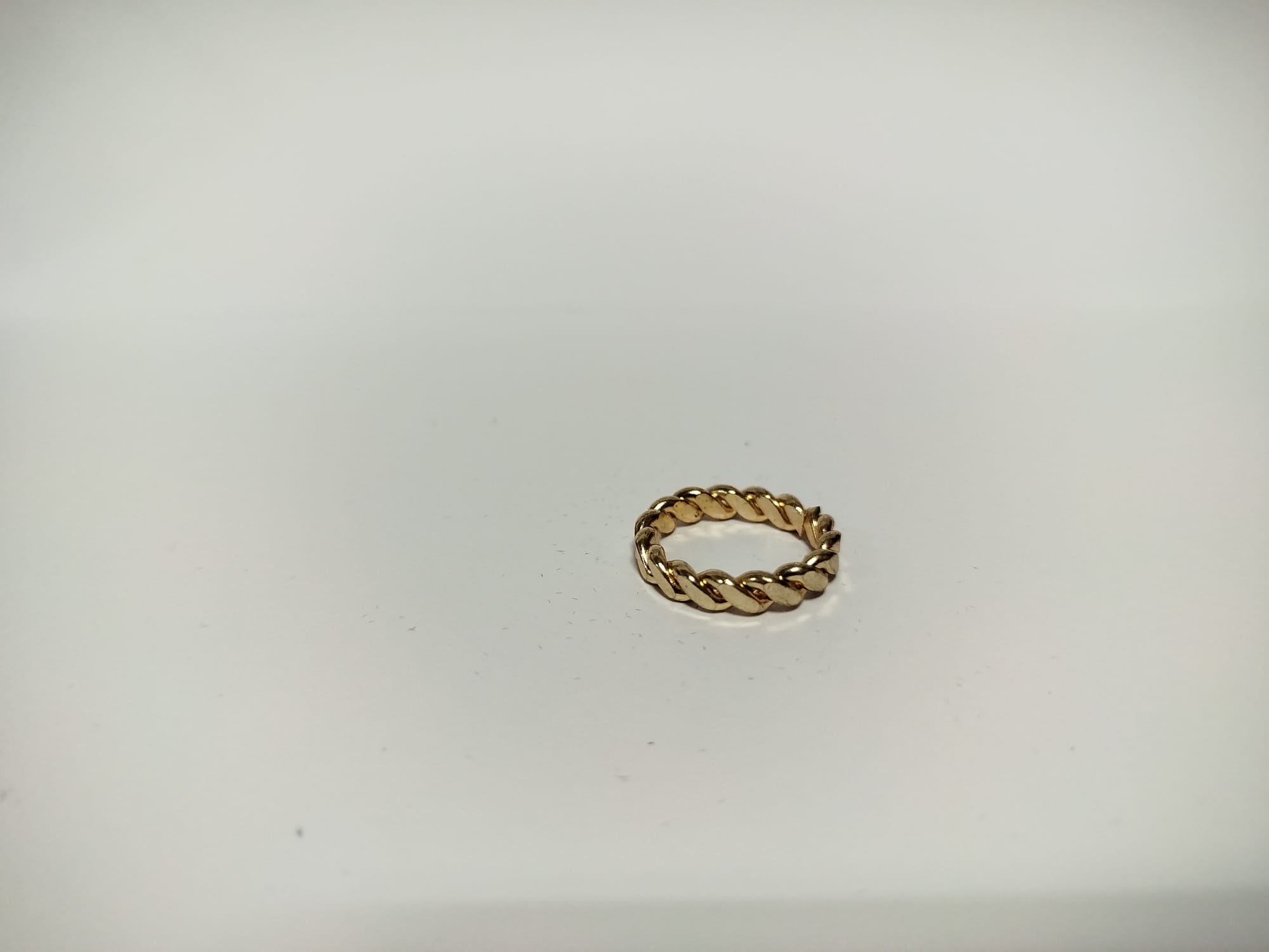 Anillo de oro espiga