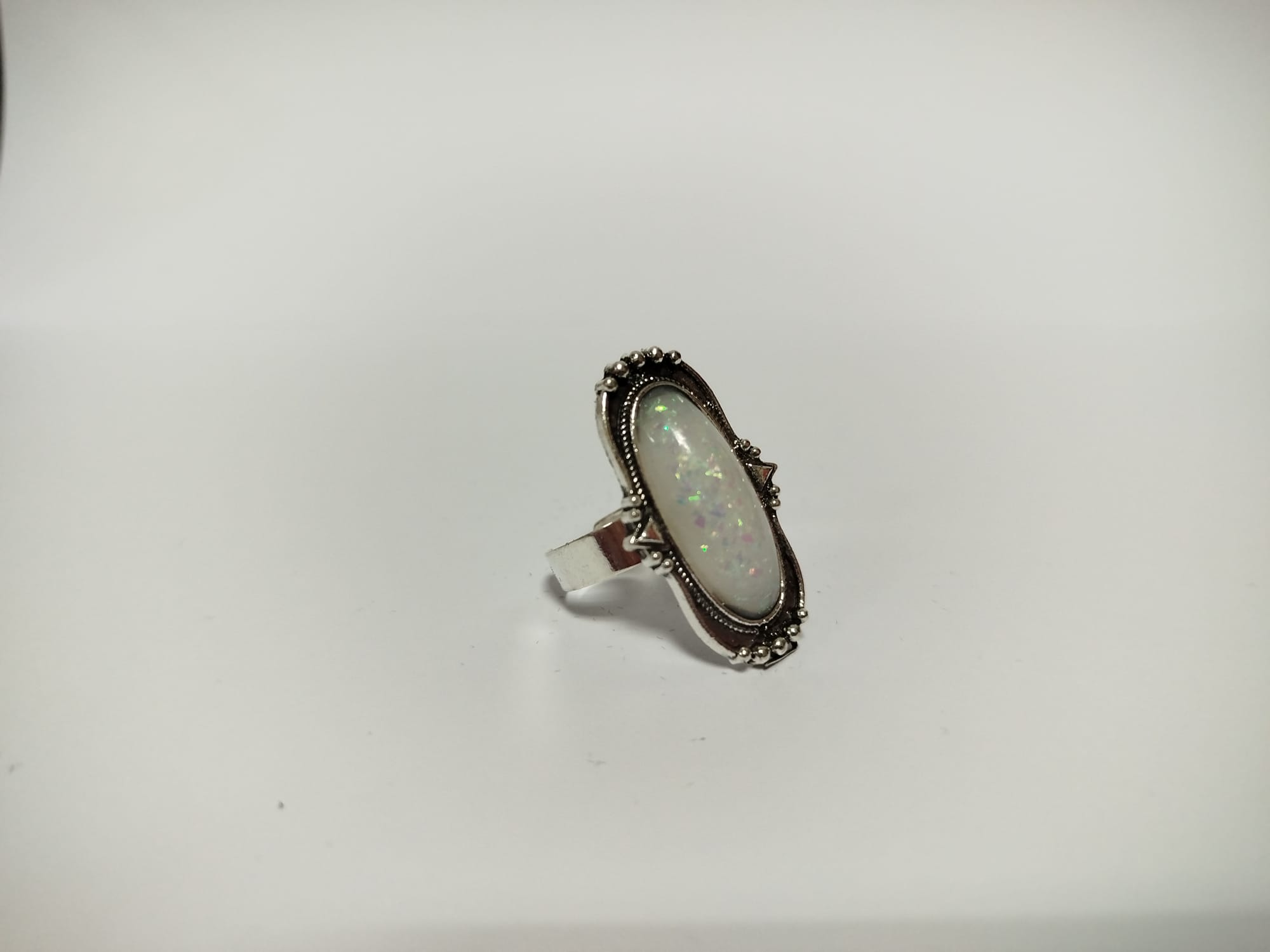 Anillo de ópalo