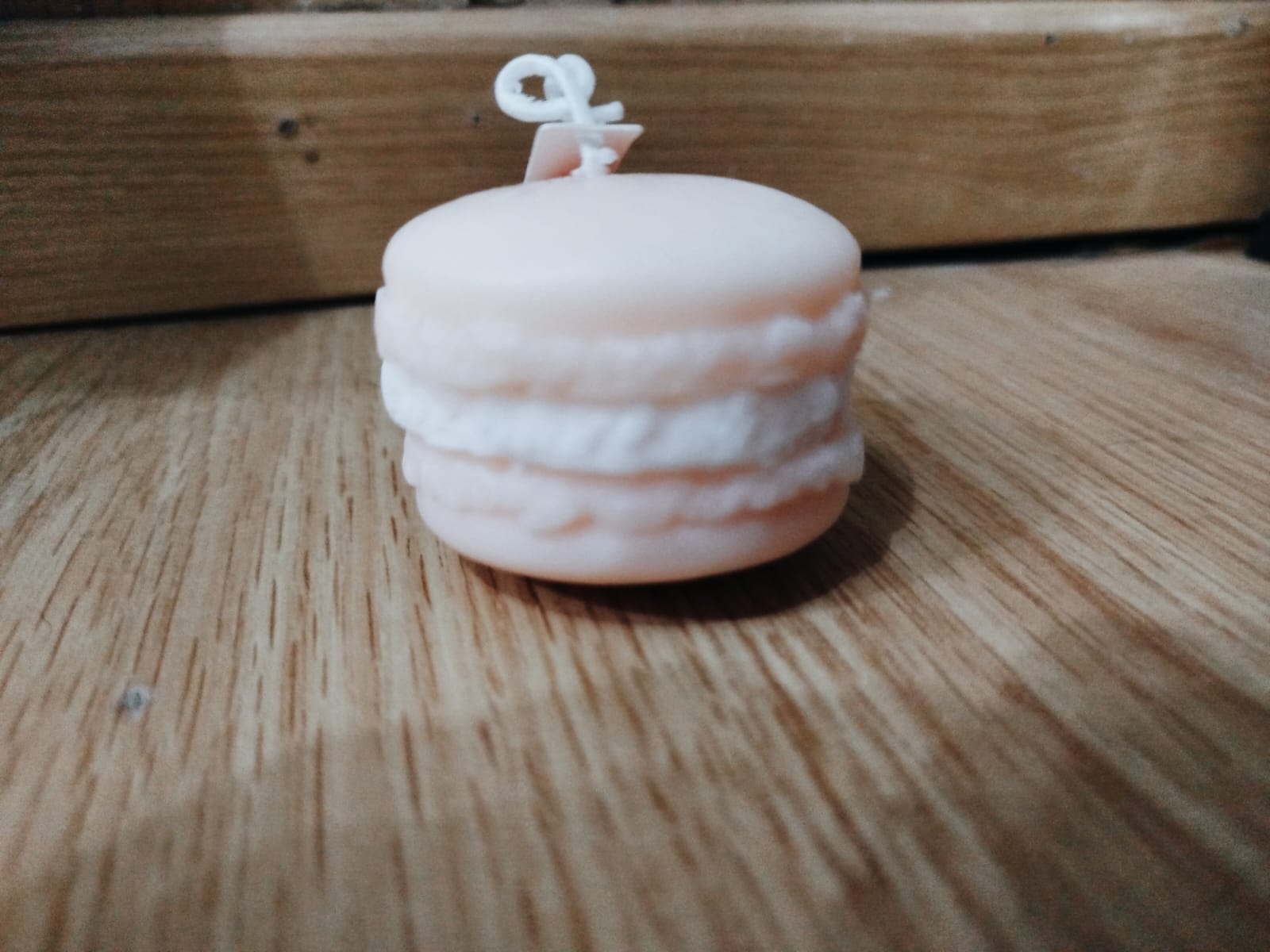 Vela Macarons