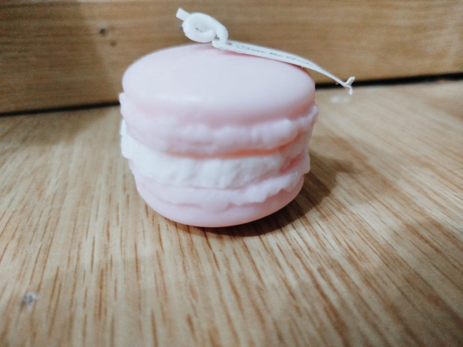 Vela Macarons