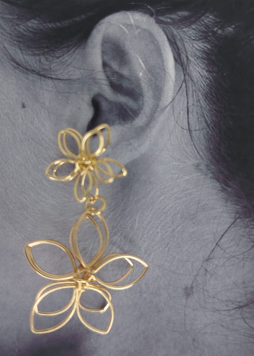 Pendientes Flora
