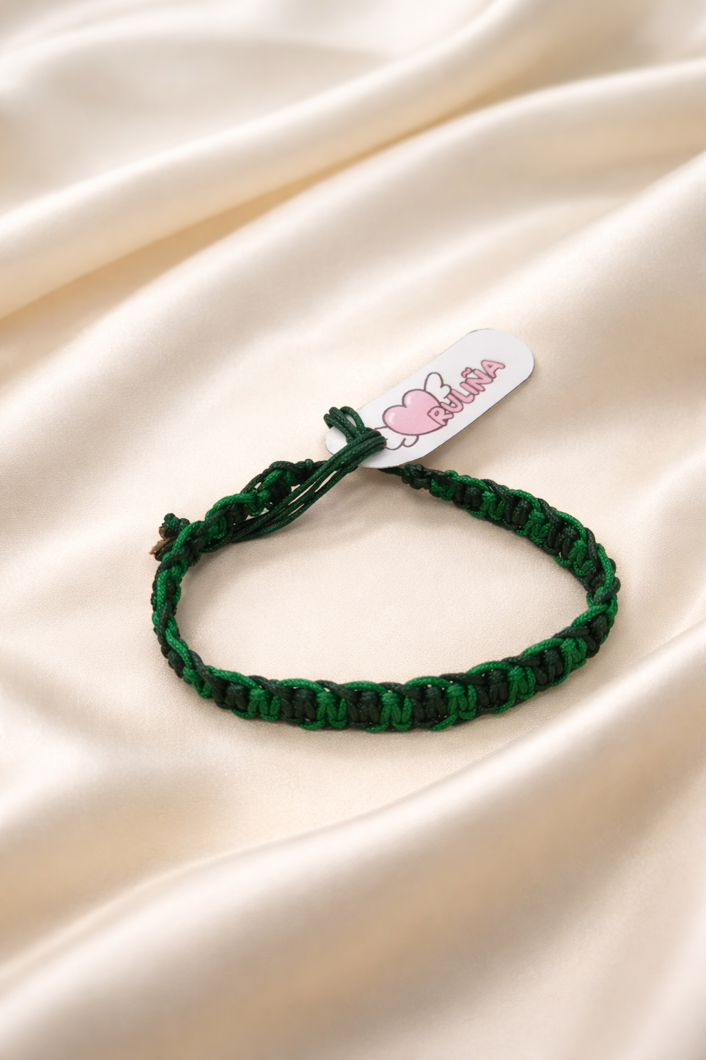 Pulsera tejida verde