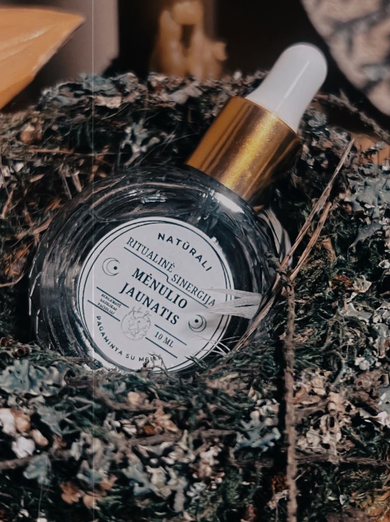 Ritual oil synergy  ''New Moon'' 