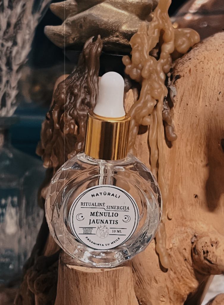 Ritual oil synergy  ''New Moon'' 