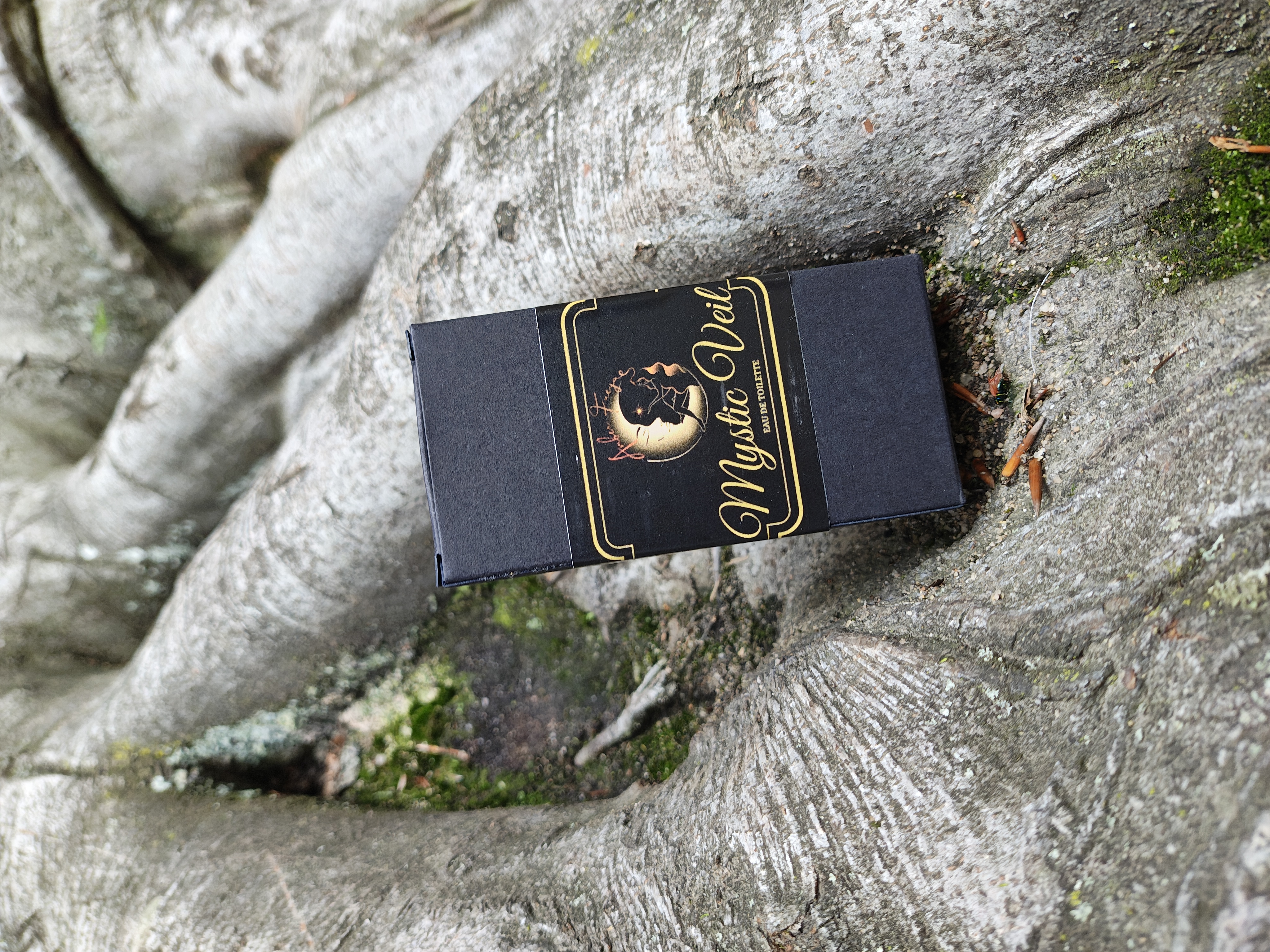 Eau de Toilette (EDT) "Mystic Veil"