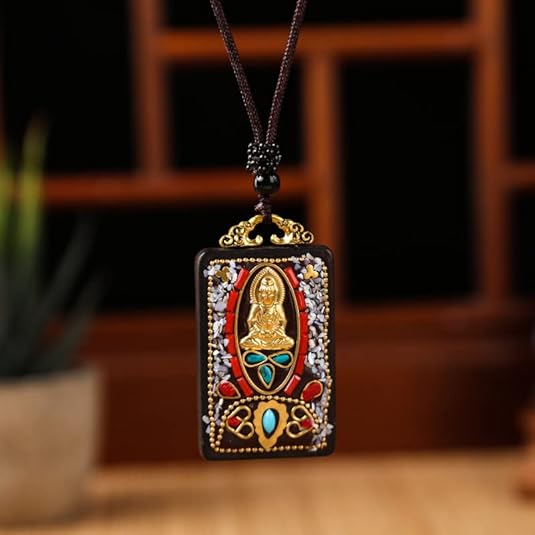 Decorative Pendant Necklace