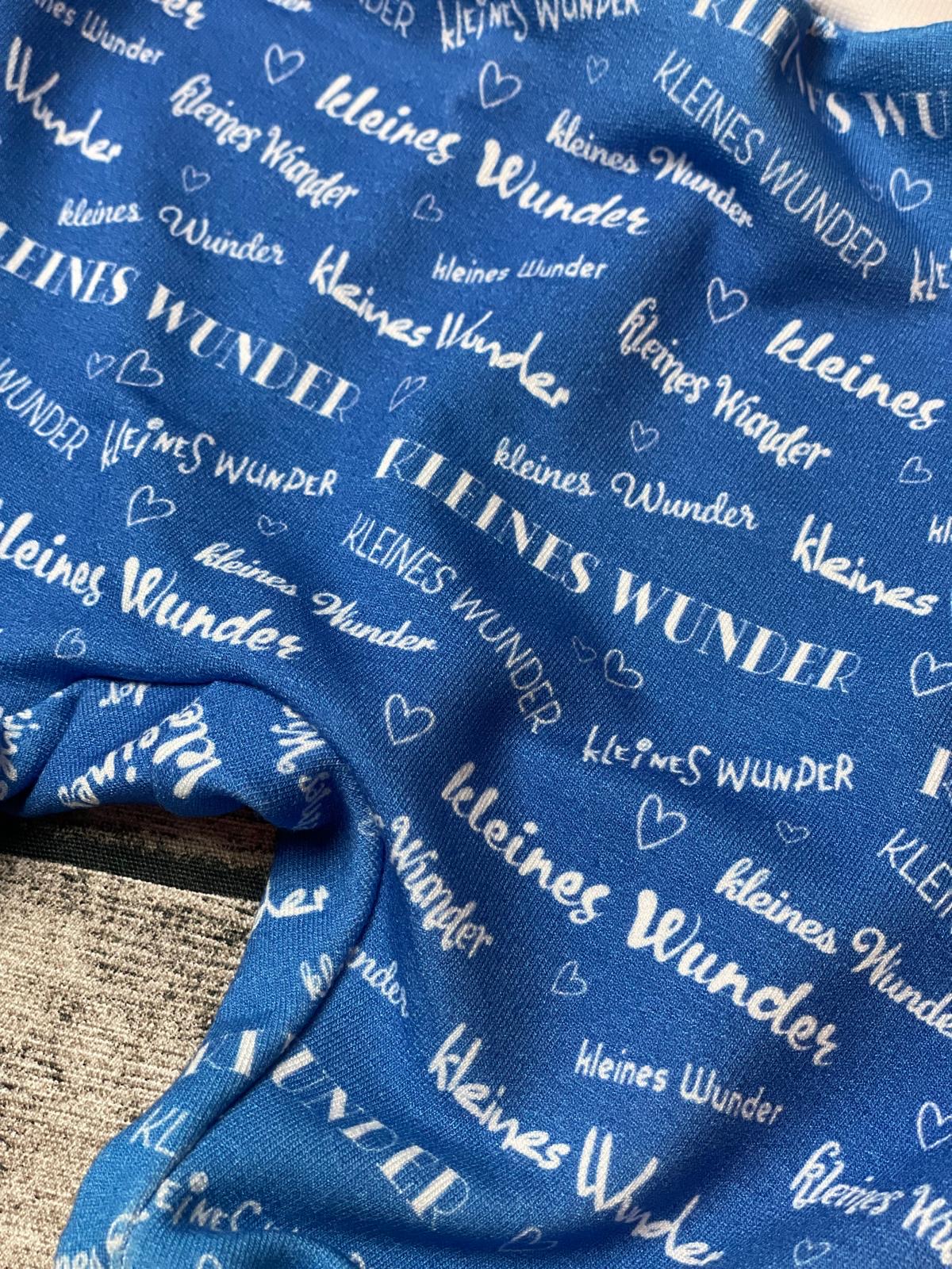 Pumphose mit Personalisiertem Halstuch