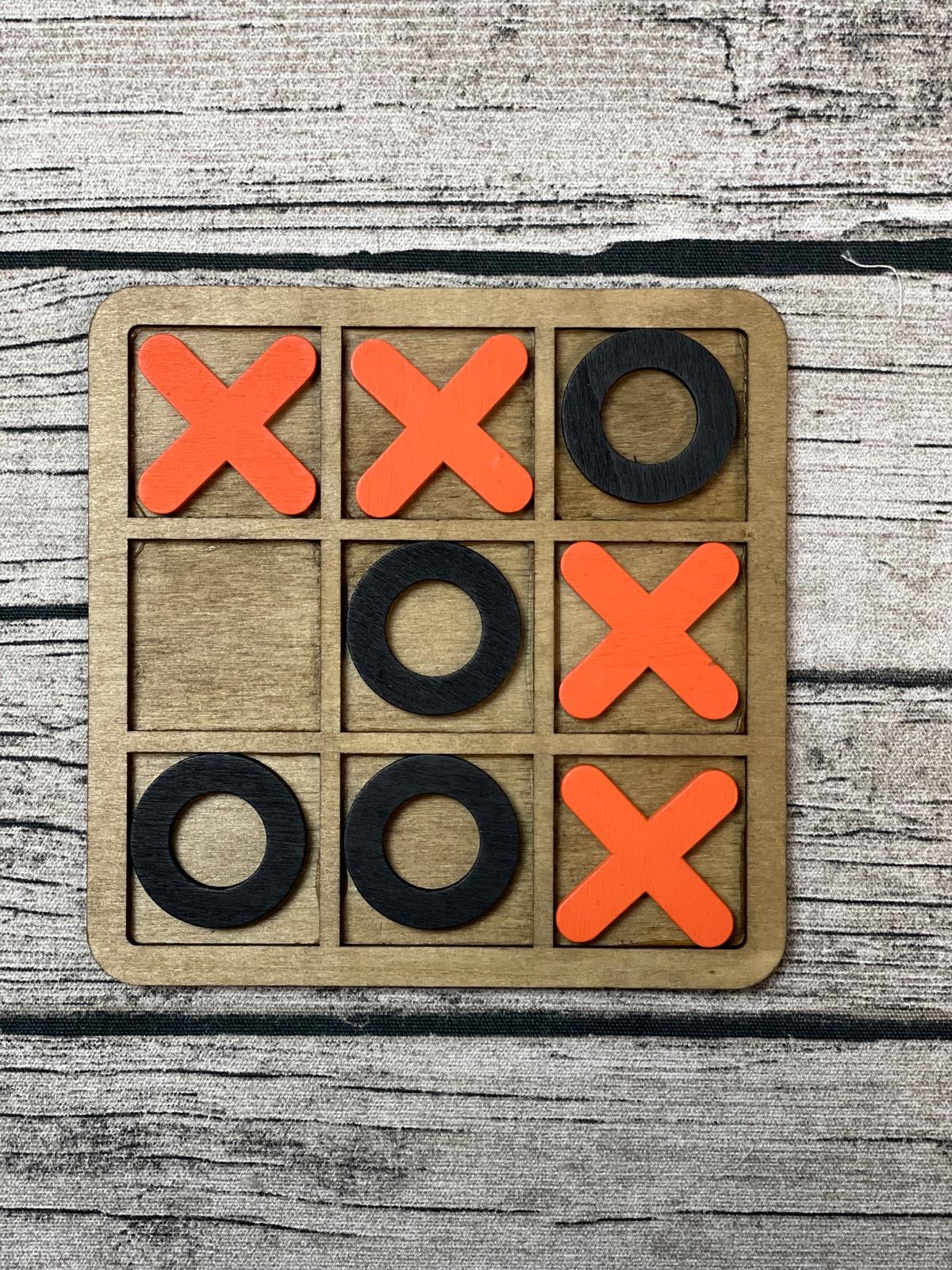 Holz TIC-TAC-TOE