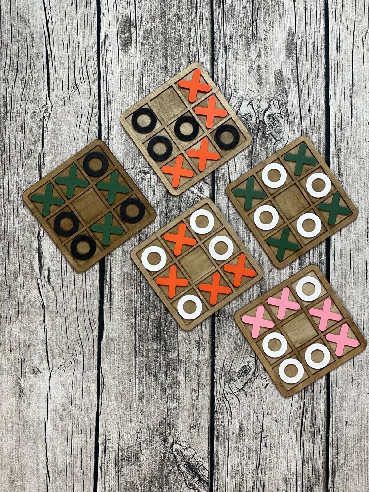 Holz TIC-TAC-TOE