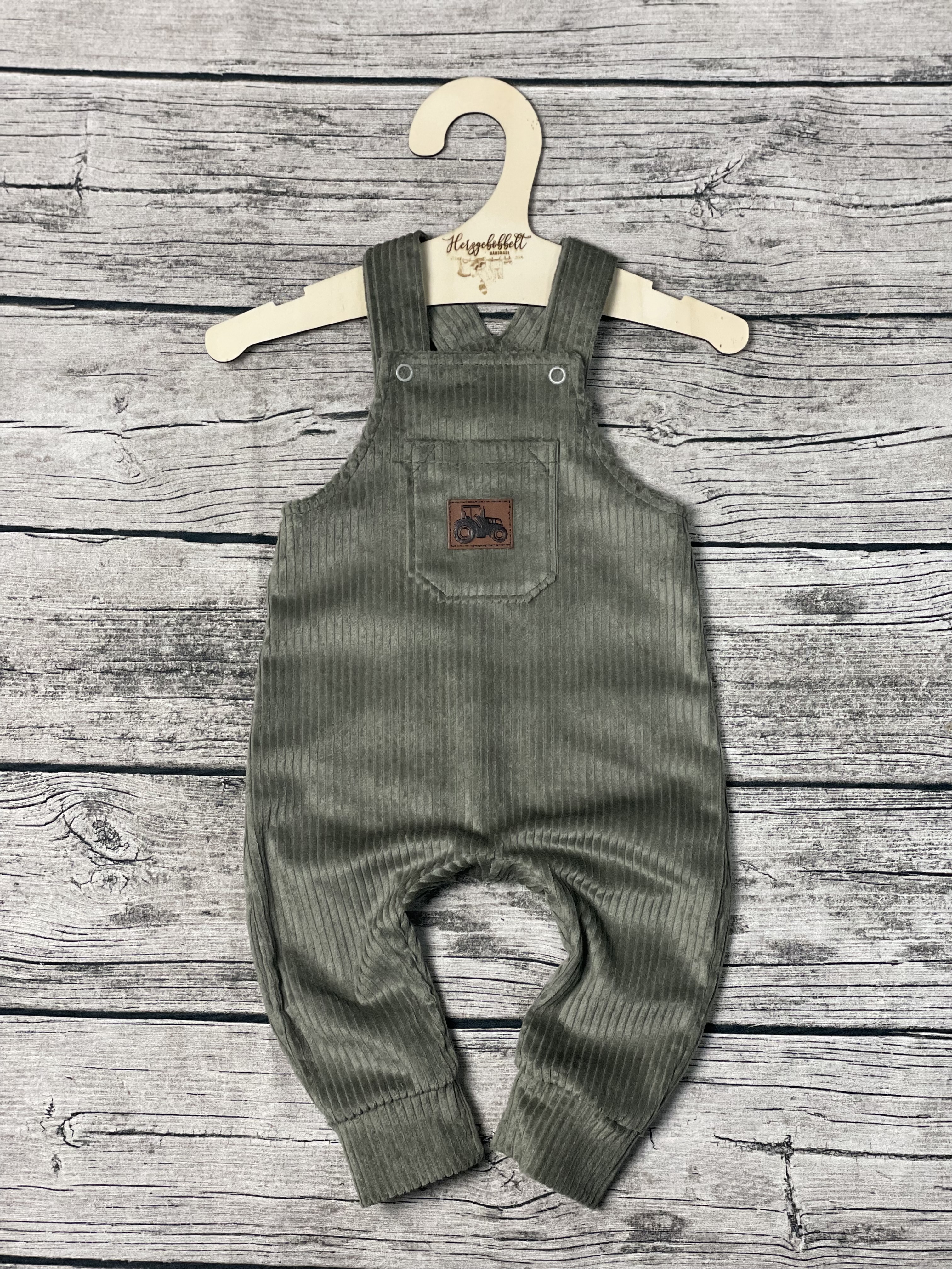 Breitcord stretch Latzhose 
