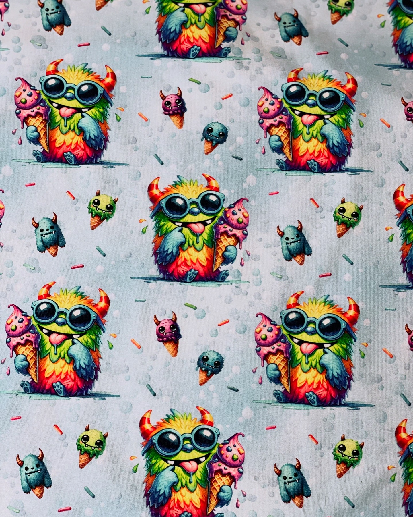 Eigenproduktion Jersey Meterware Eismonster
