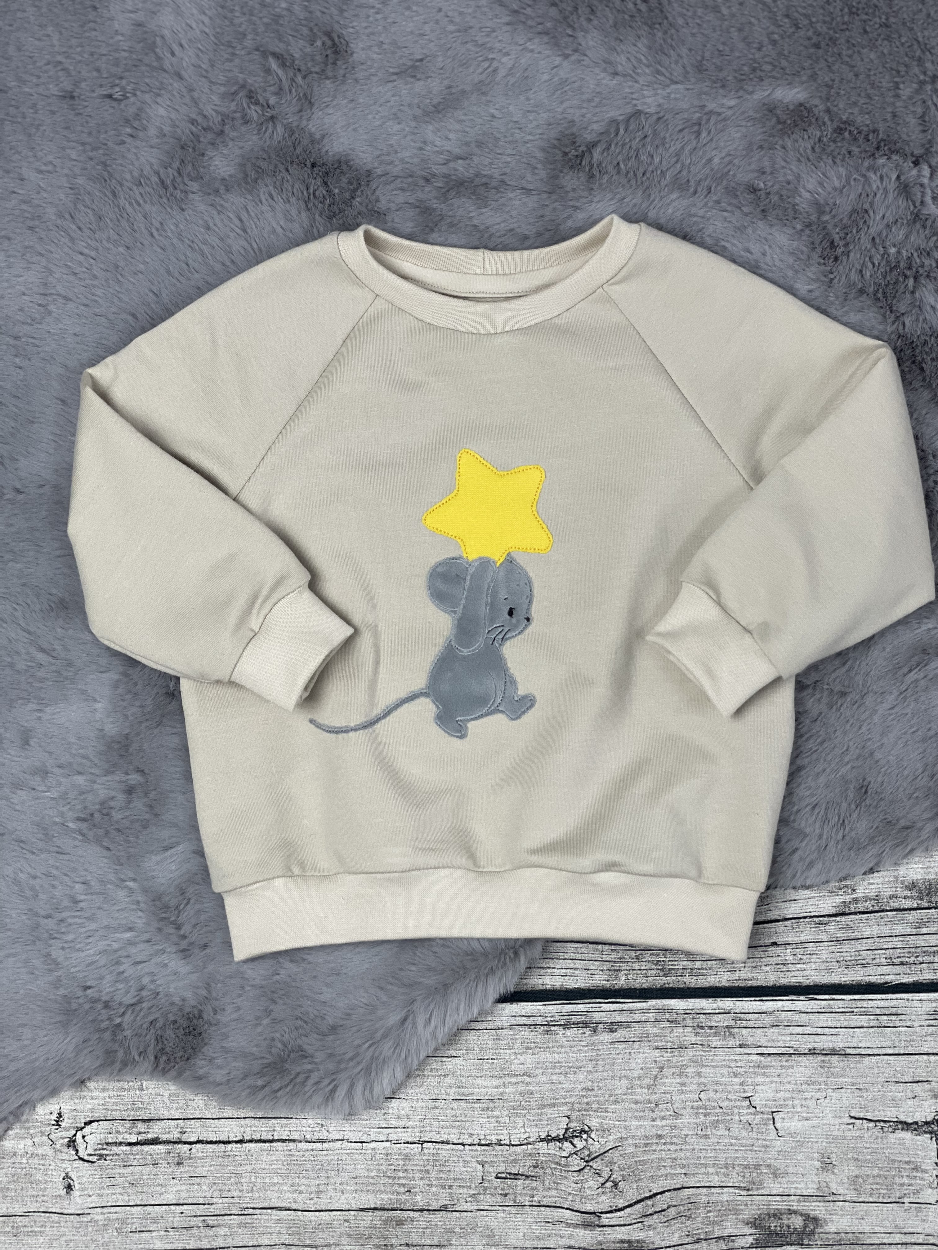 Oversize Sweater mit Maus mit Stern Plüsch Stick