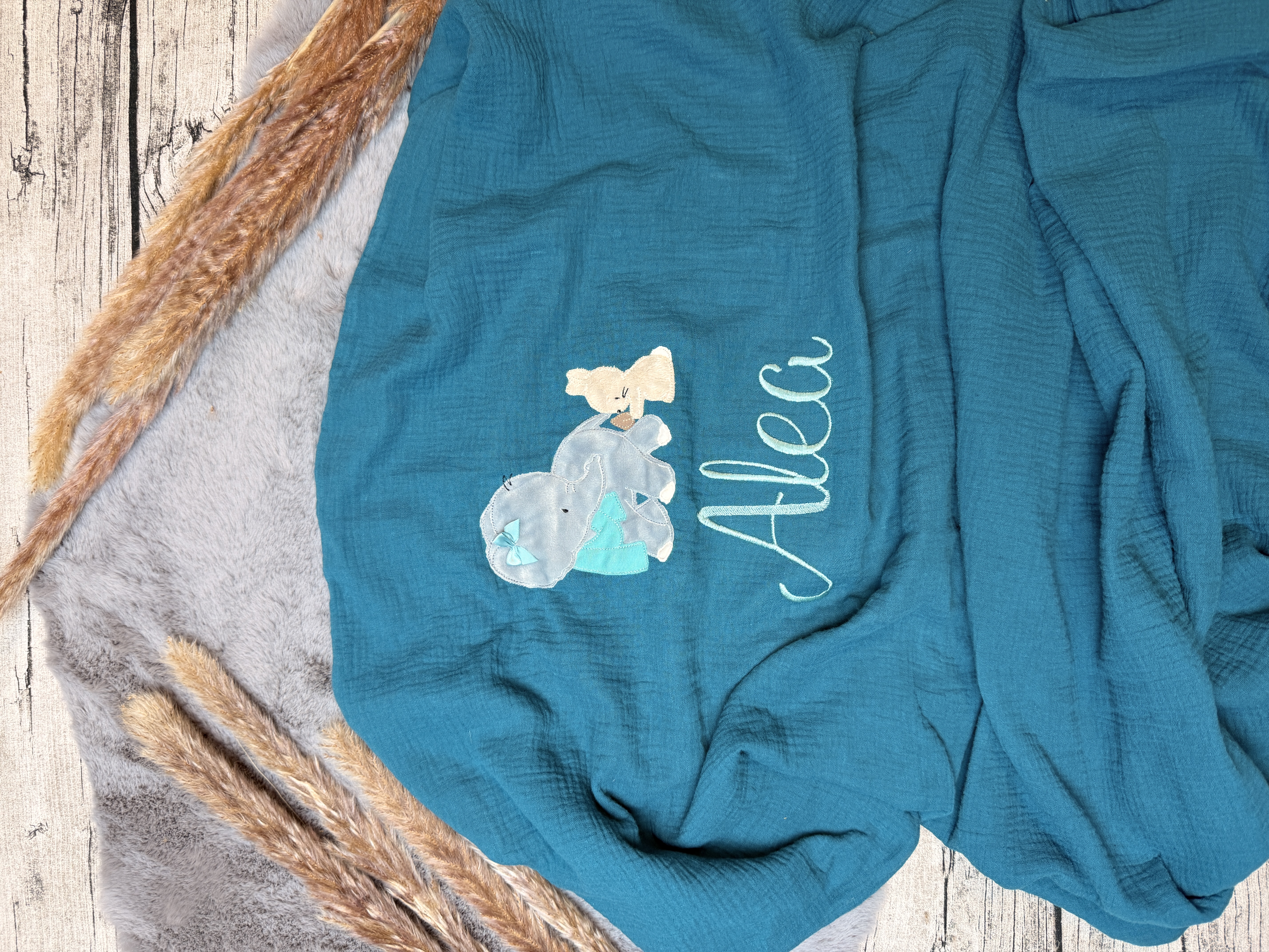 Musselindecke Babydecke mit Stickmotiv 