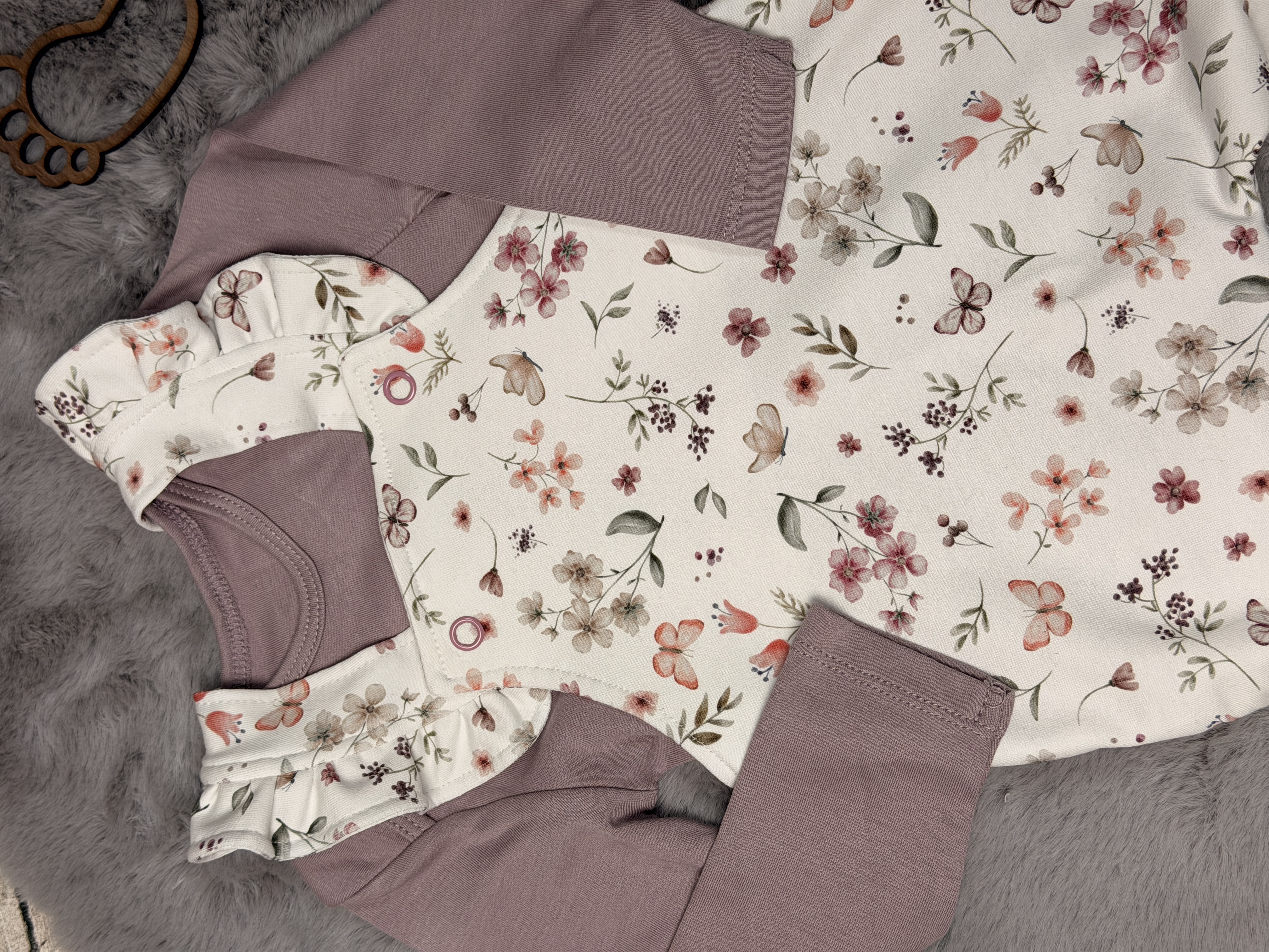 French Terry Latzhose mit Rüschen