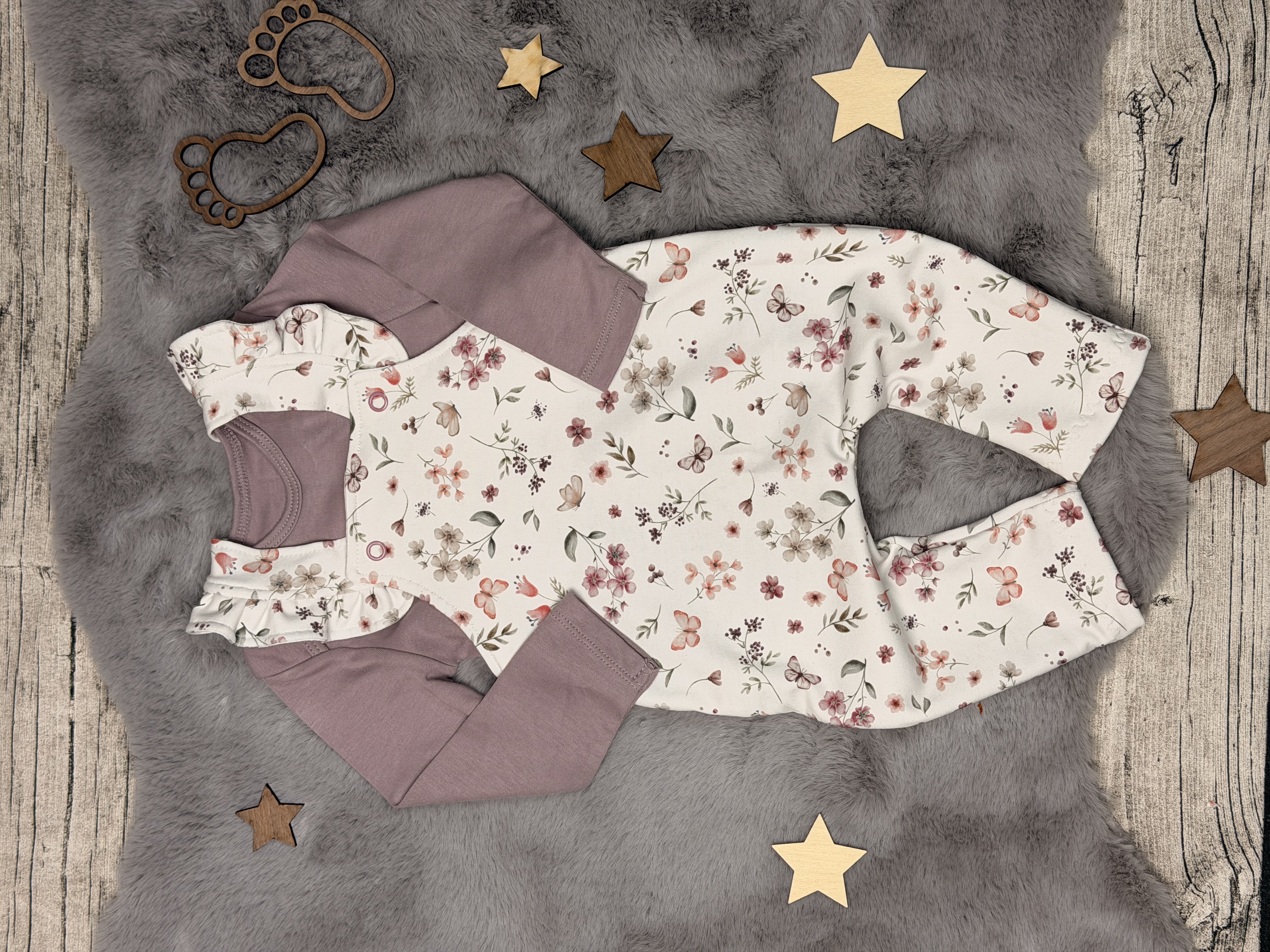 French Terry Latzhose mit Rüschen