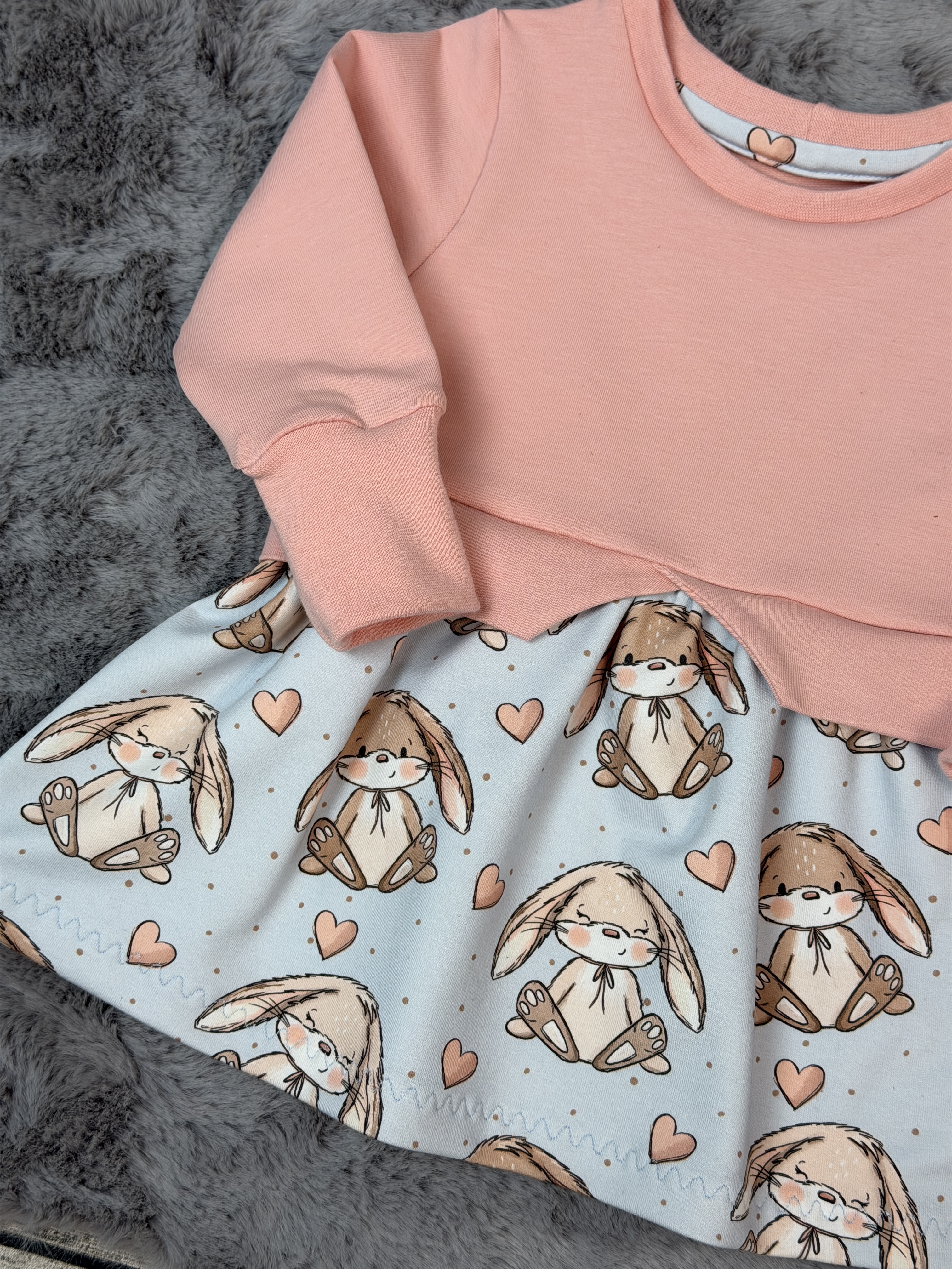 Girly Sweater Scratch Hase mit Leggins