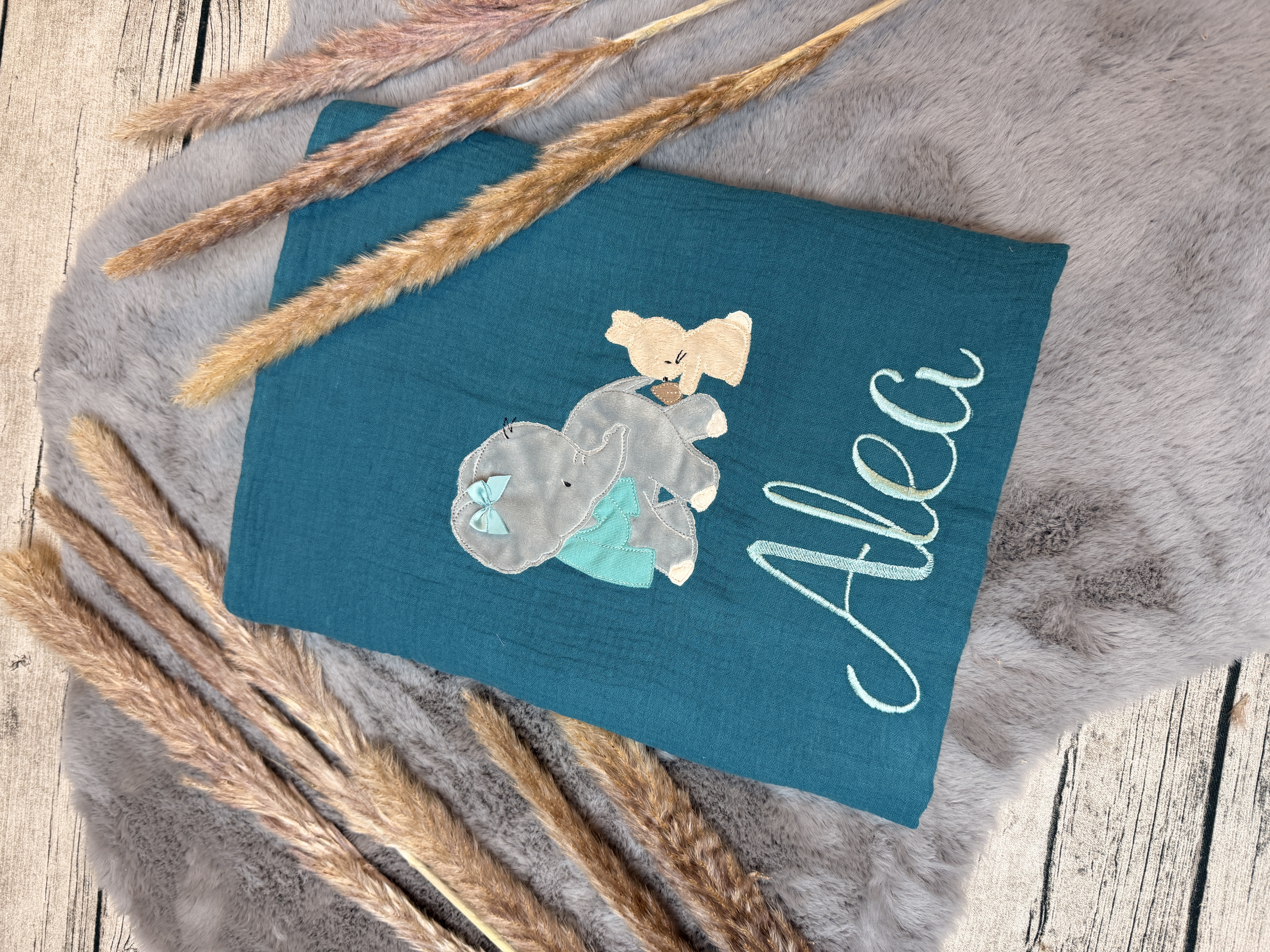 Musselindecke Babydecke mit Stickmotiv 