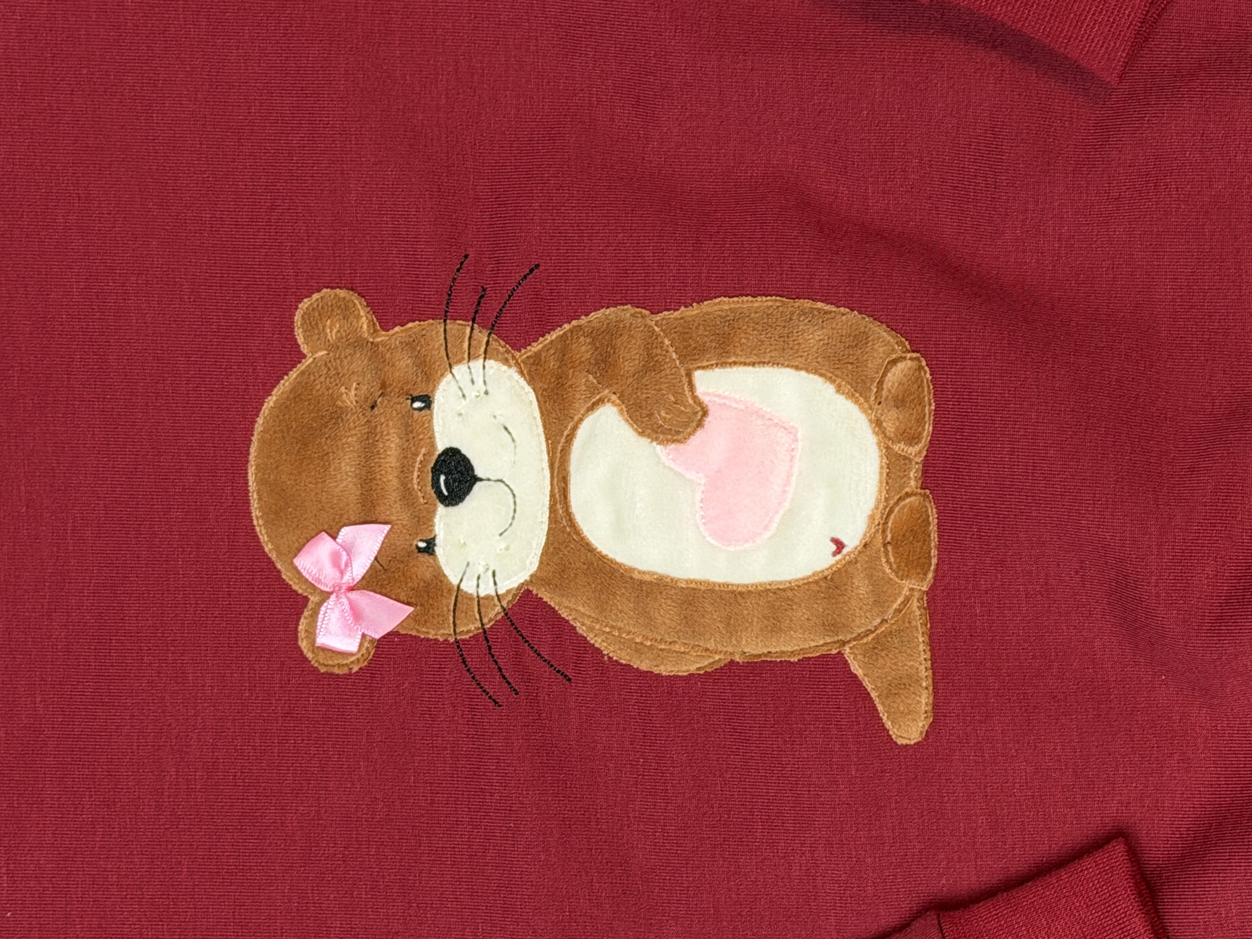 Oversize Sweater mit Stickmotiv Otter