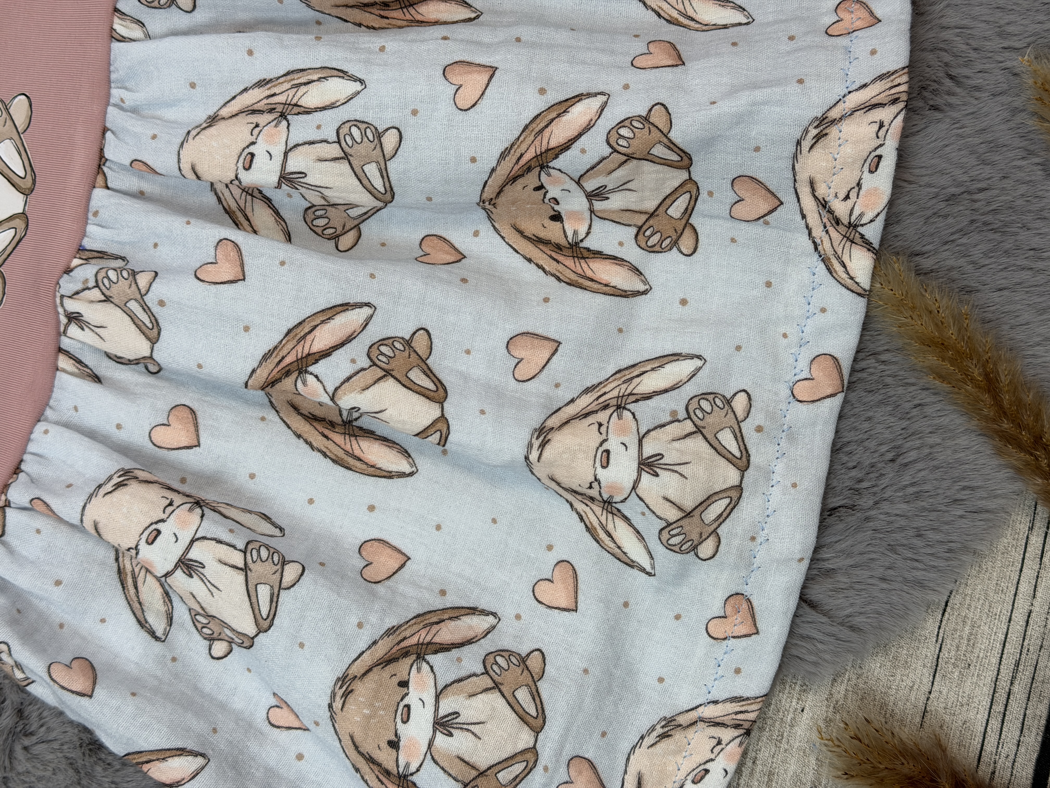 Jersey/Musselin Basic-Kleid mit Bügelbild Hase 