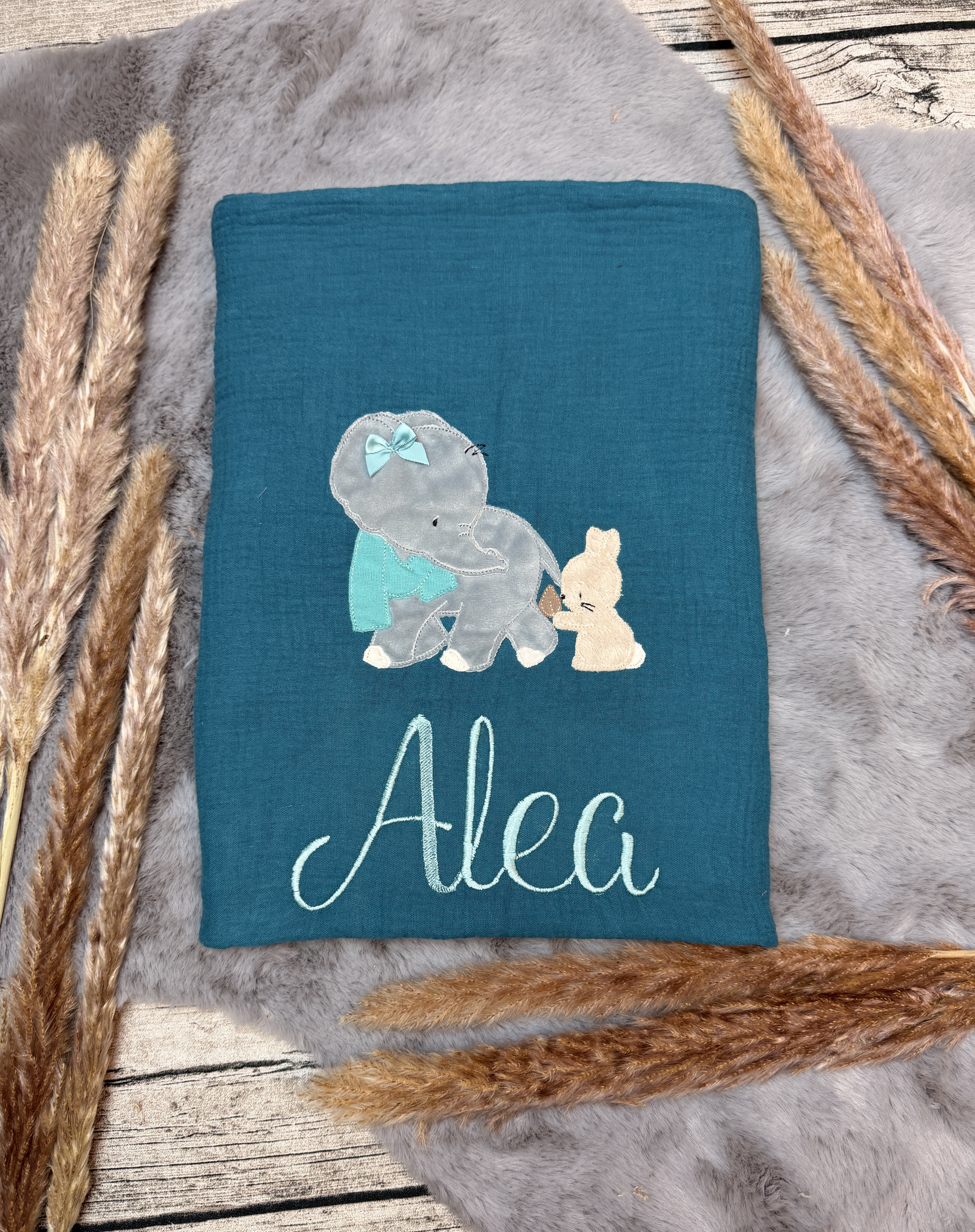 Musselindecke Babydecke mit Stickmotiv 