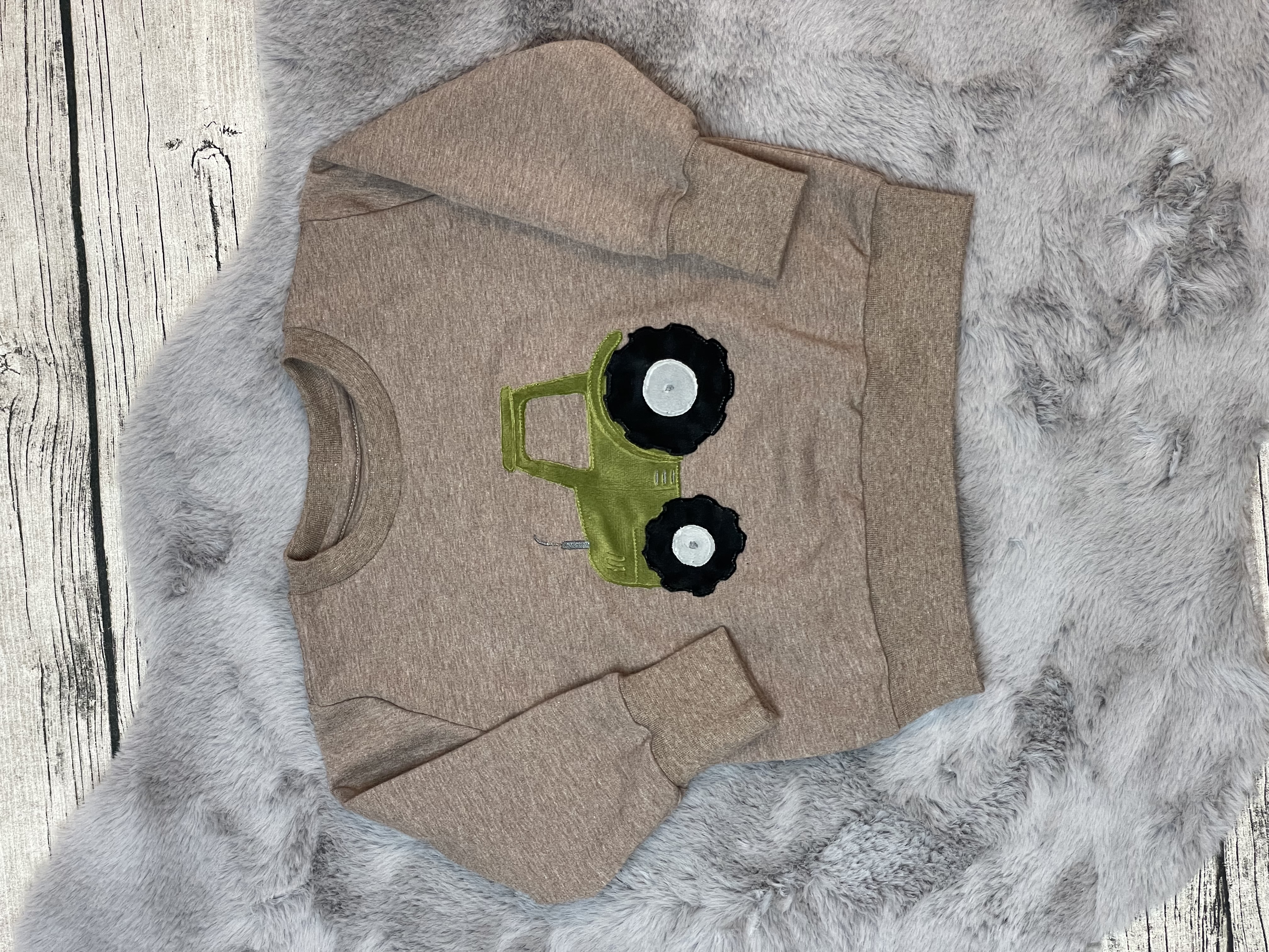 Set „Malu“ Pumphose und bestickter Oversize Sweater (Taupe)