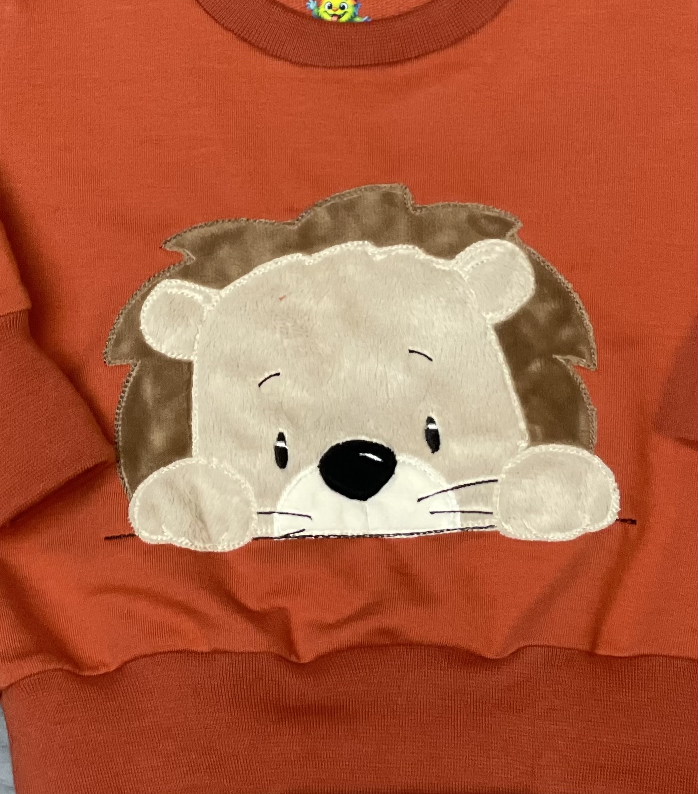 Oversize Sweater mit Löwe Plüsch Stick