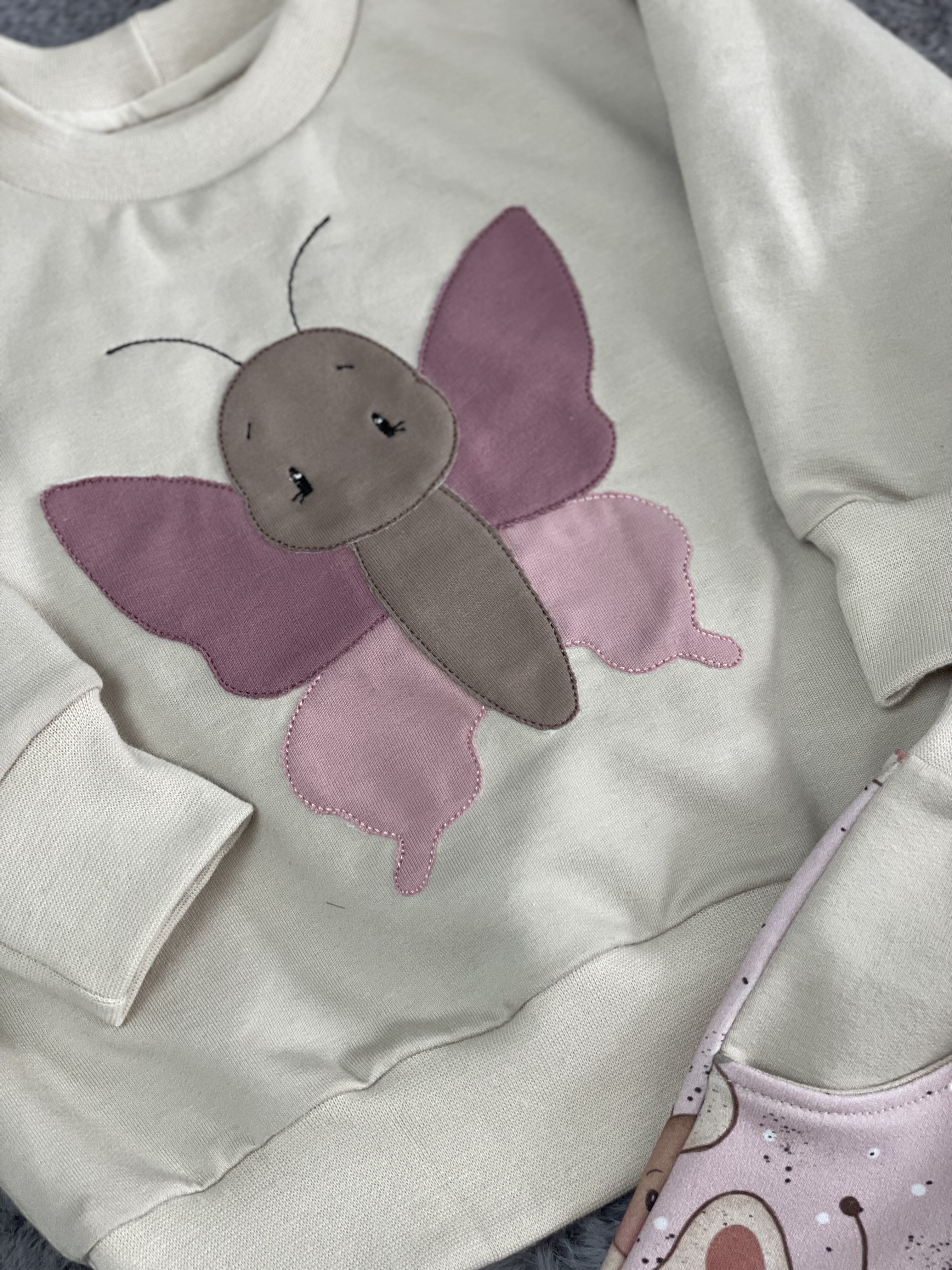 Set „Malu“ Pumphose und bestickter Oversize Sweater 