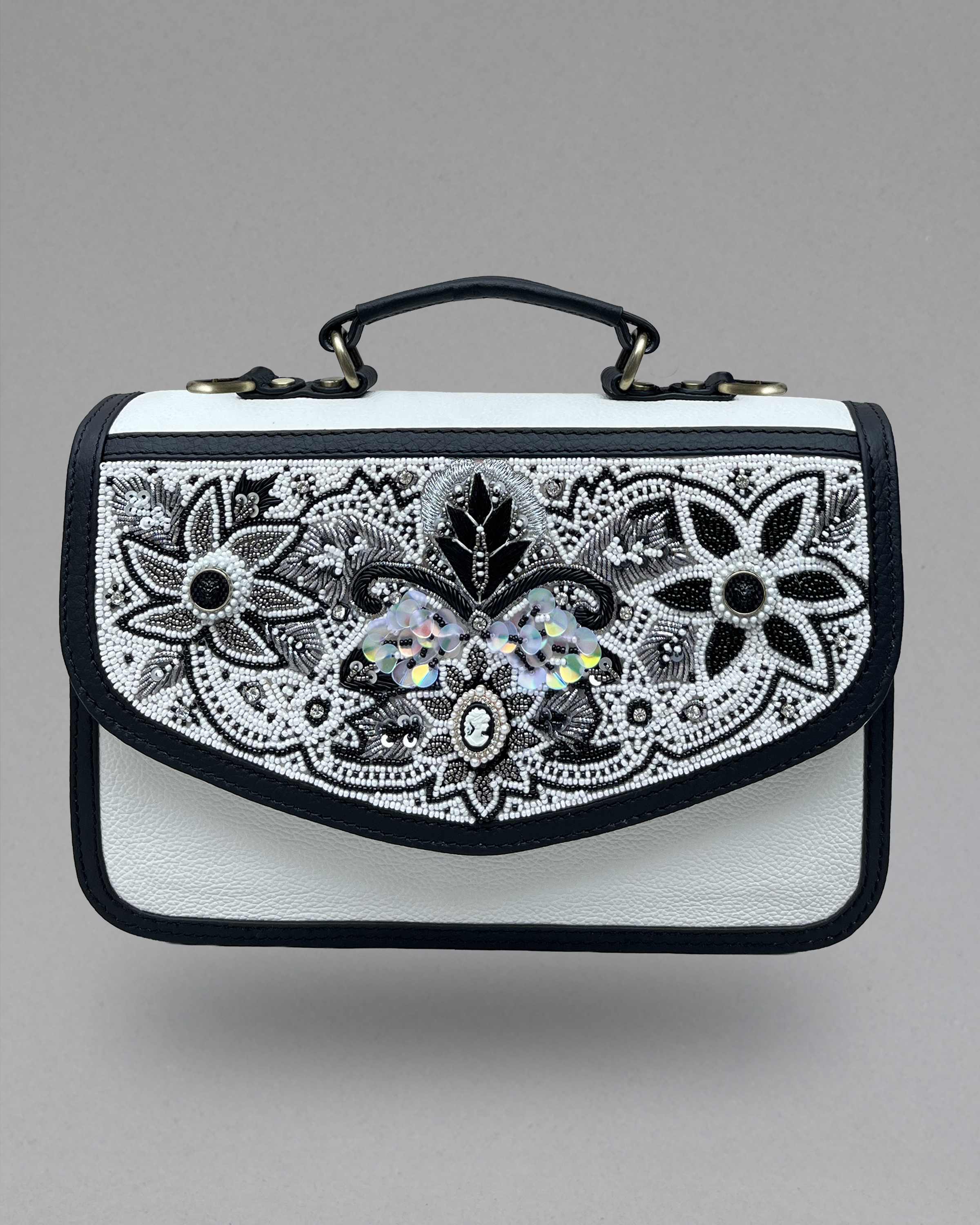 DUCHESS IVORY PURSE