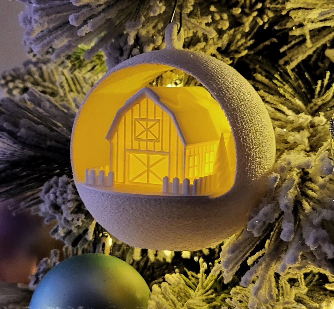 Šviečiantis kalėdinis eglės žaisliukas 