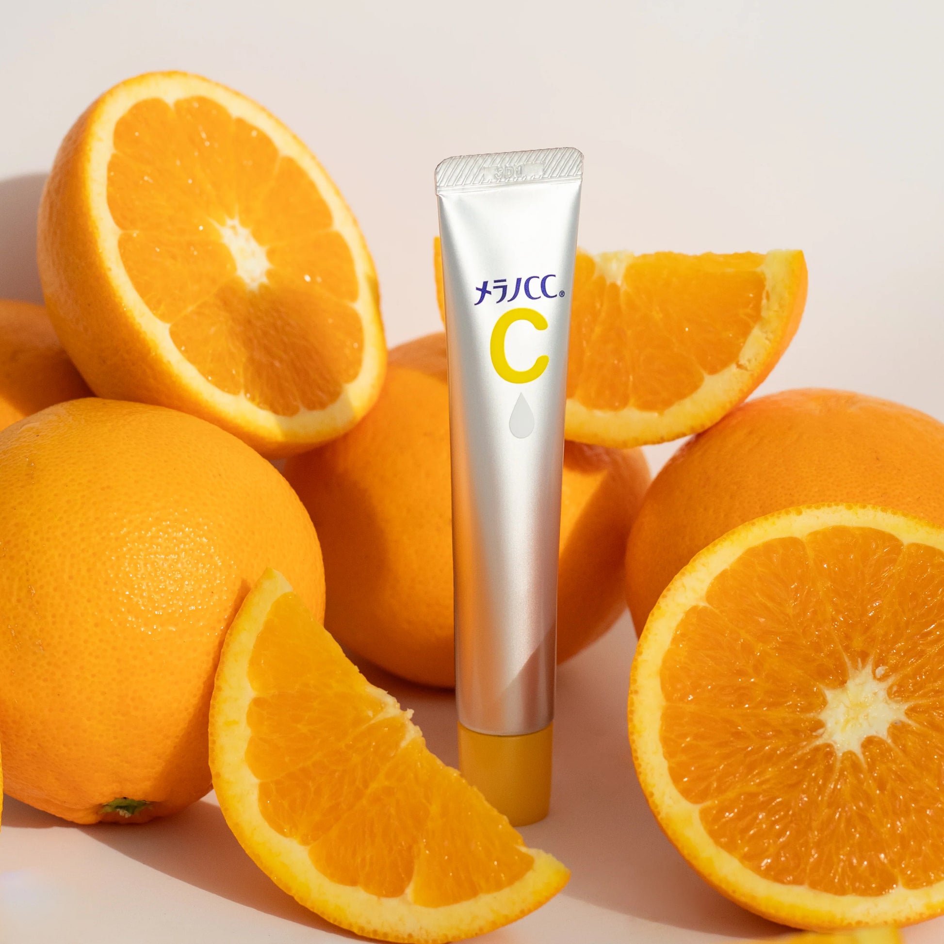 Rohto Mentholatum - Melano CC Vitamin C Essence Made in Japan .(روهتو مينثولاتوم ) - ميلانو سي سي خلاصة فيتامين سي