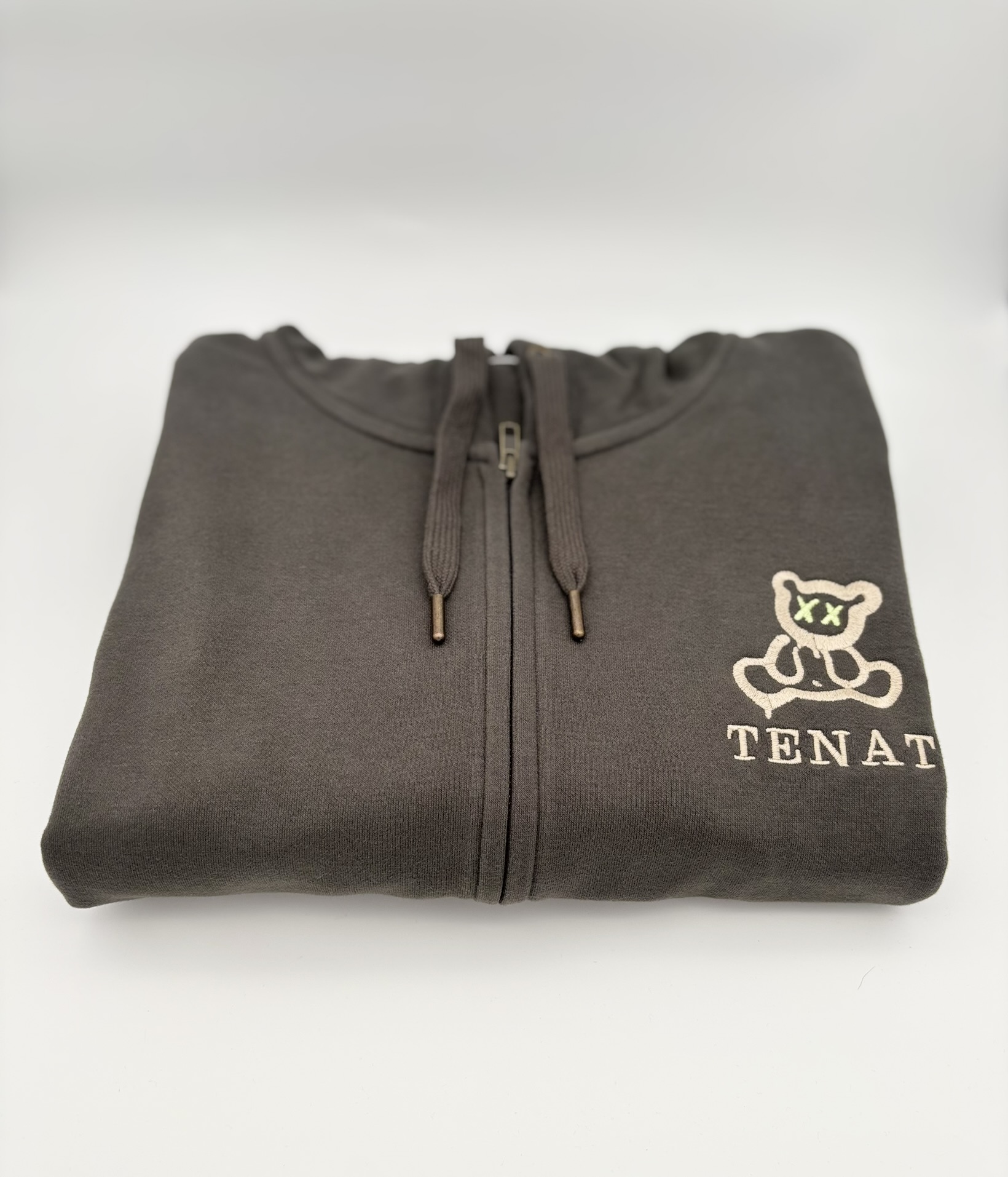 Pull à zipette logo Nounours