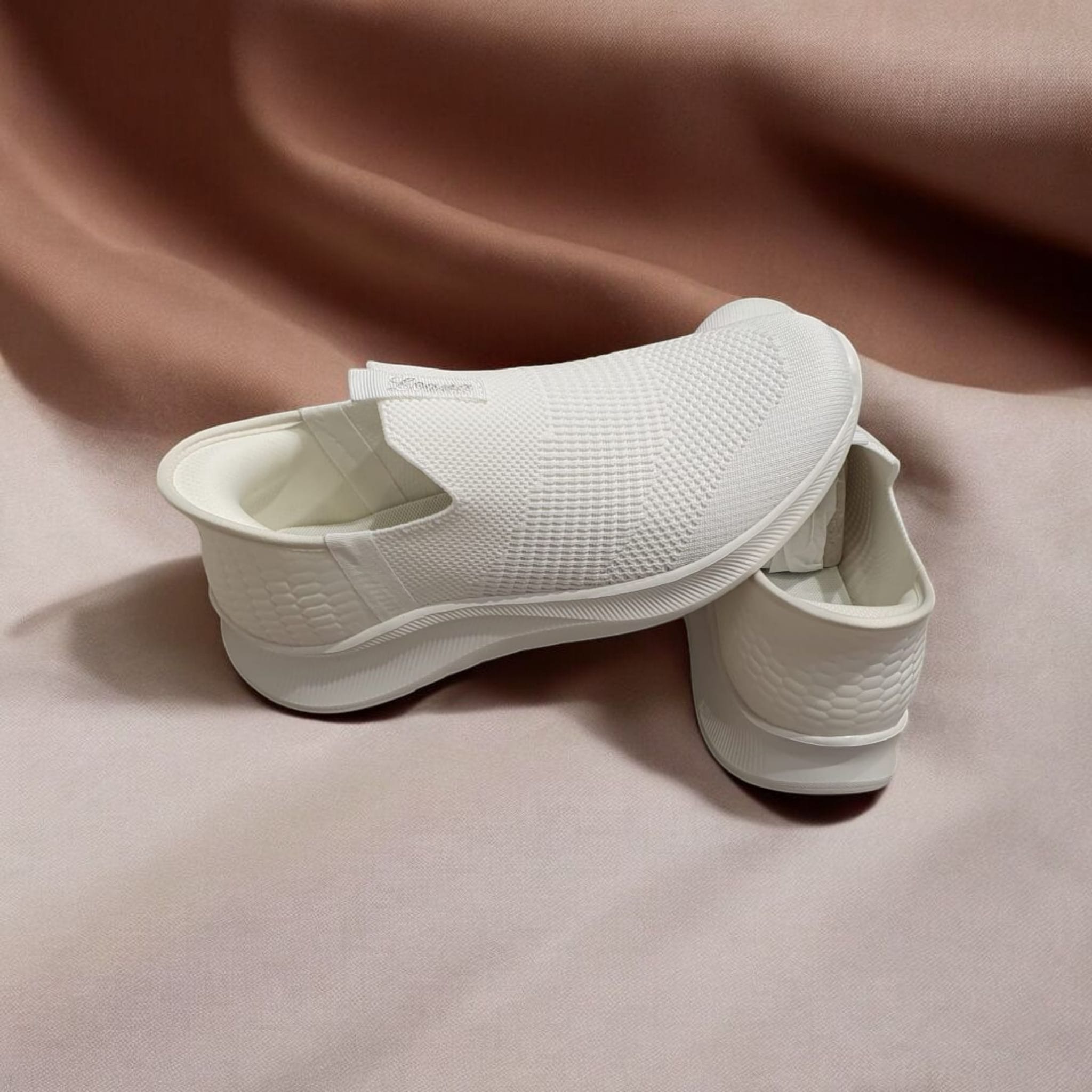 Ténis desportivo da marca Leana