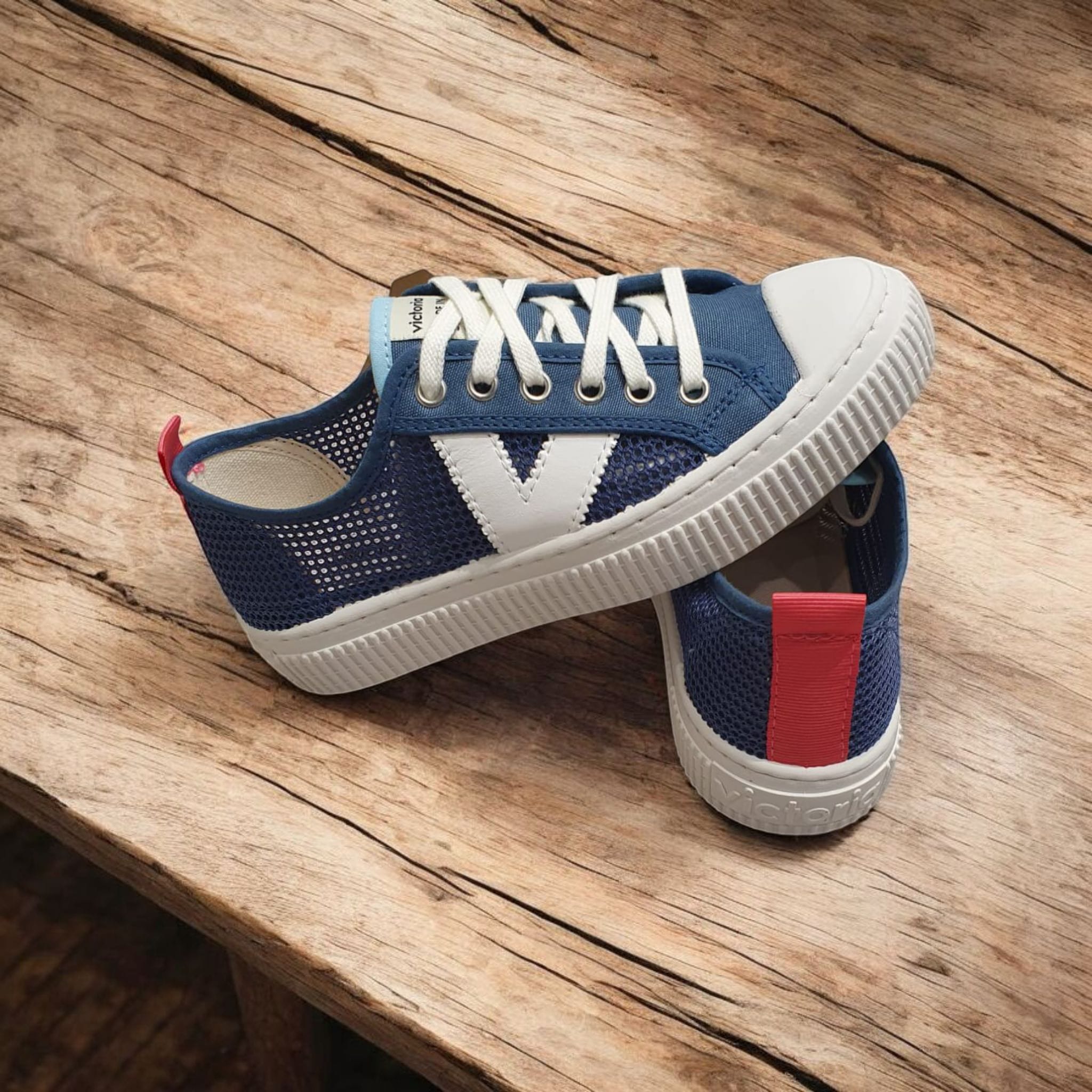 Ténis casual azul e branco