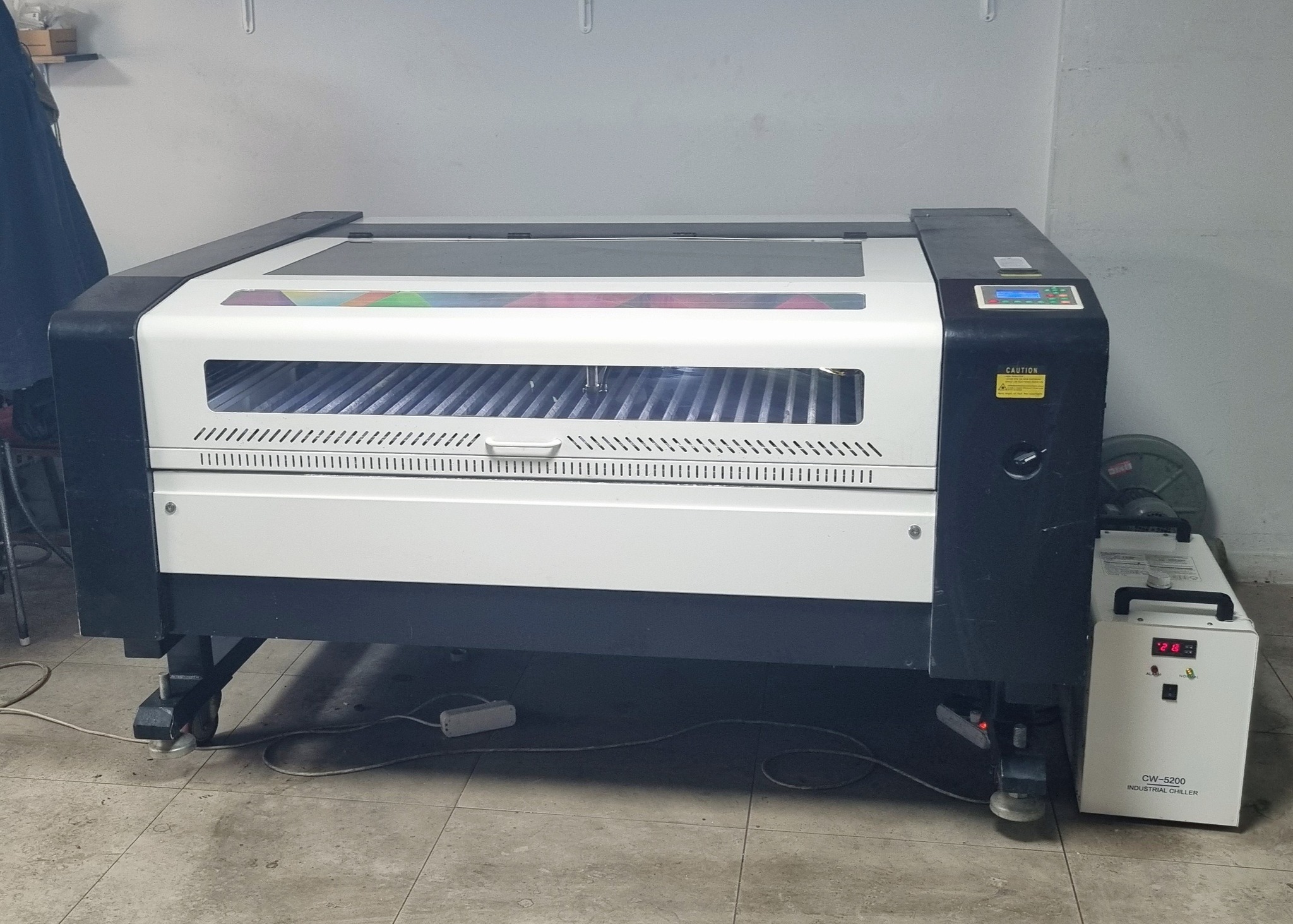 130x90cm Lazer Kesim Makinesi 100-120W Tüplü