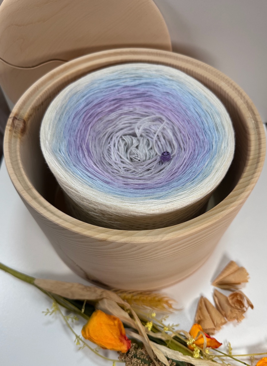 Garnschale L mit Deckel und Loch