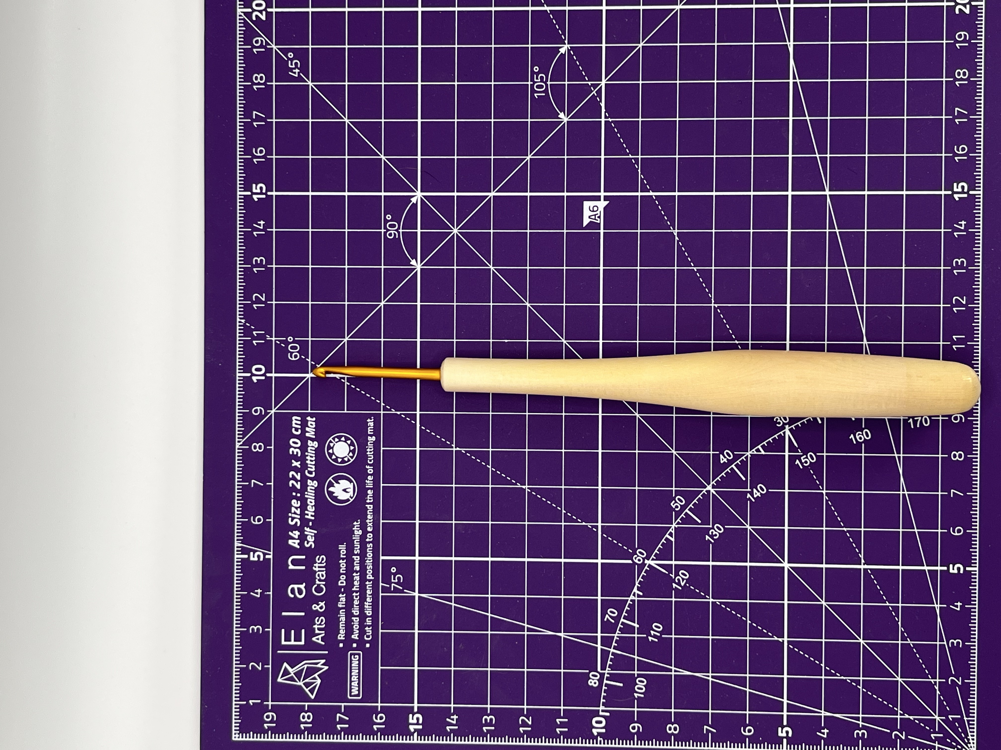 Häkelnadel Zirbe Haken 3mm Clover gold