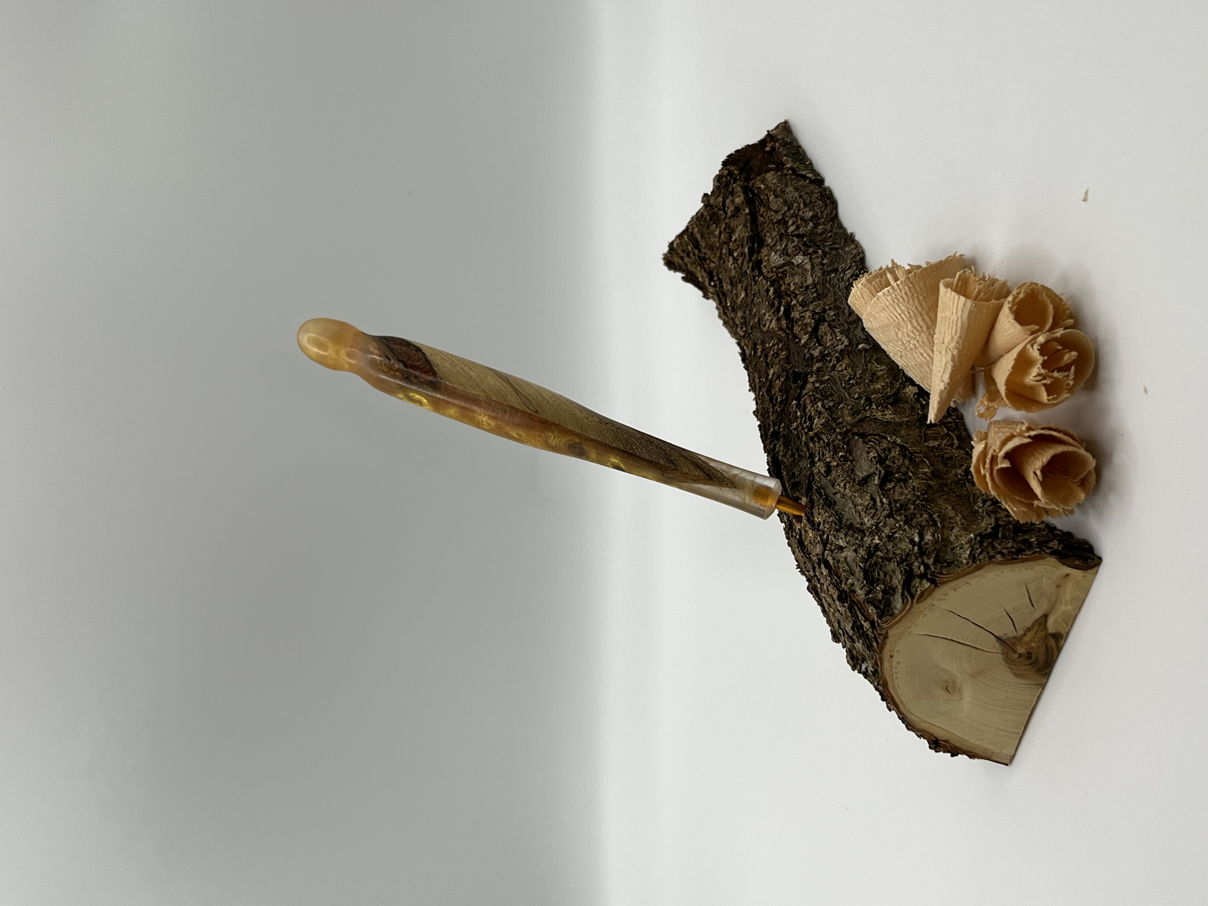 Häkelnadel Wurzelholz mit Epoxidharz Clover Haken 3 mm gold