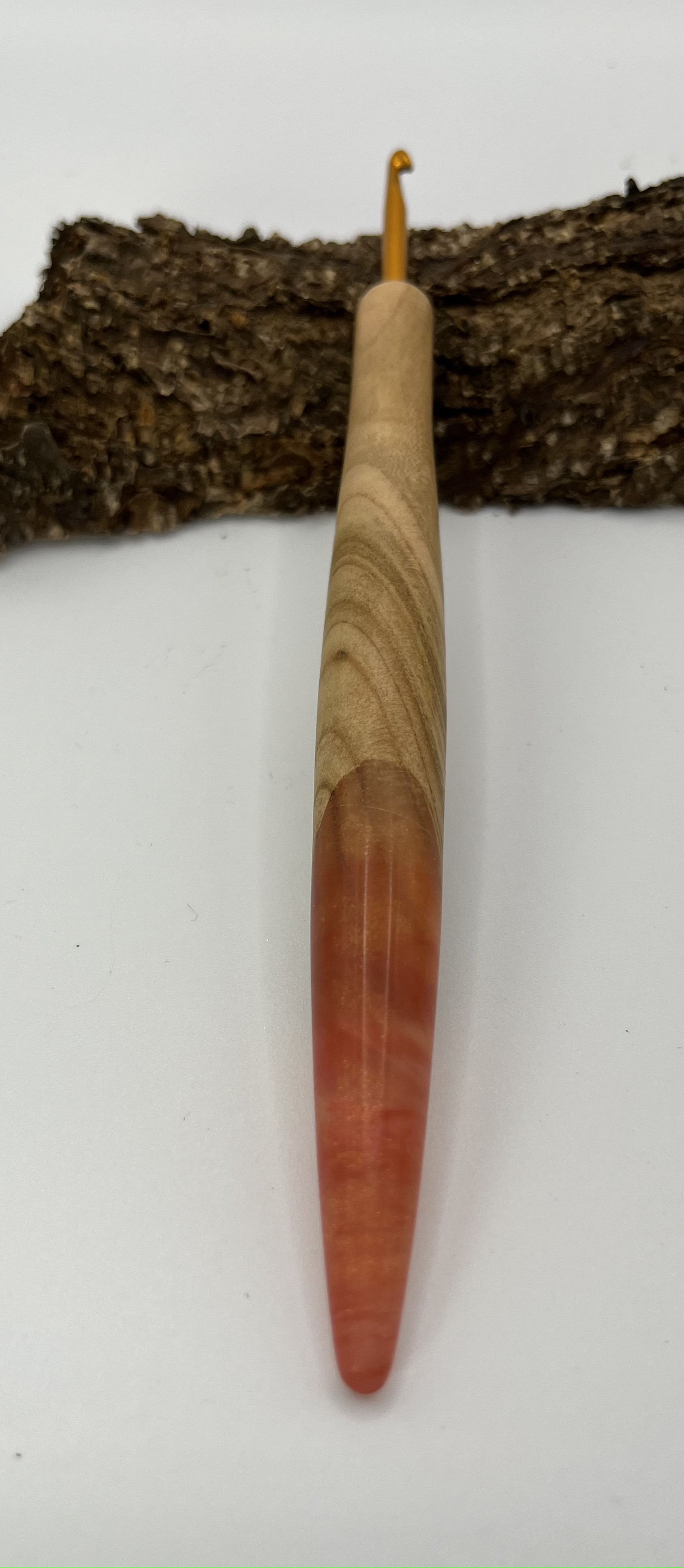 Häkelnadel Olive mit Epoxidharz Haken Clover gold 3,5 mm Zapfenform